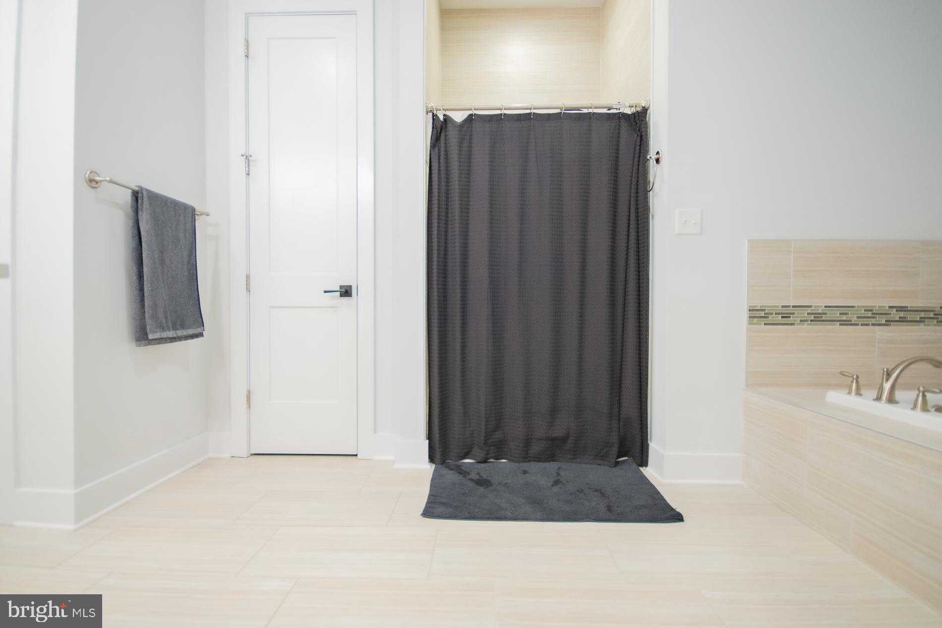 THISTLE LANDING - Residential