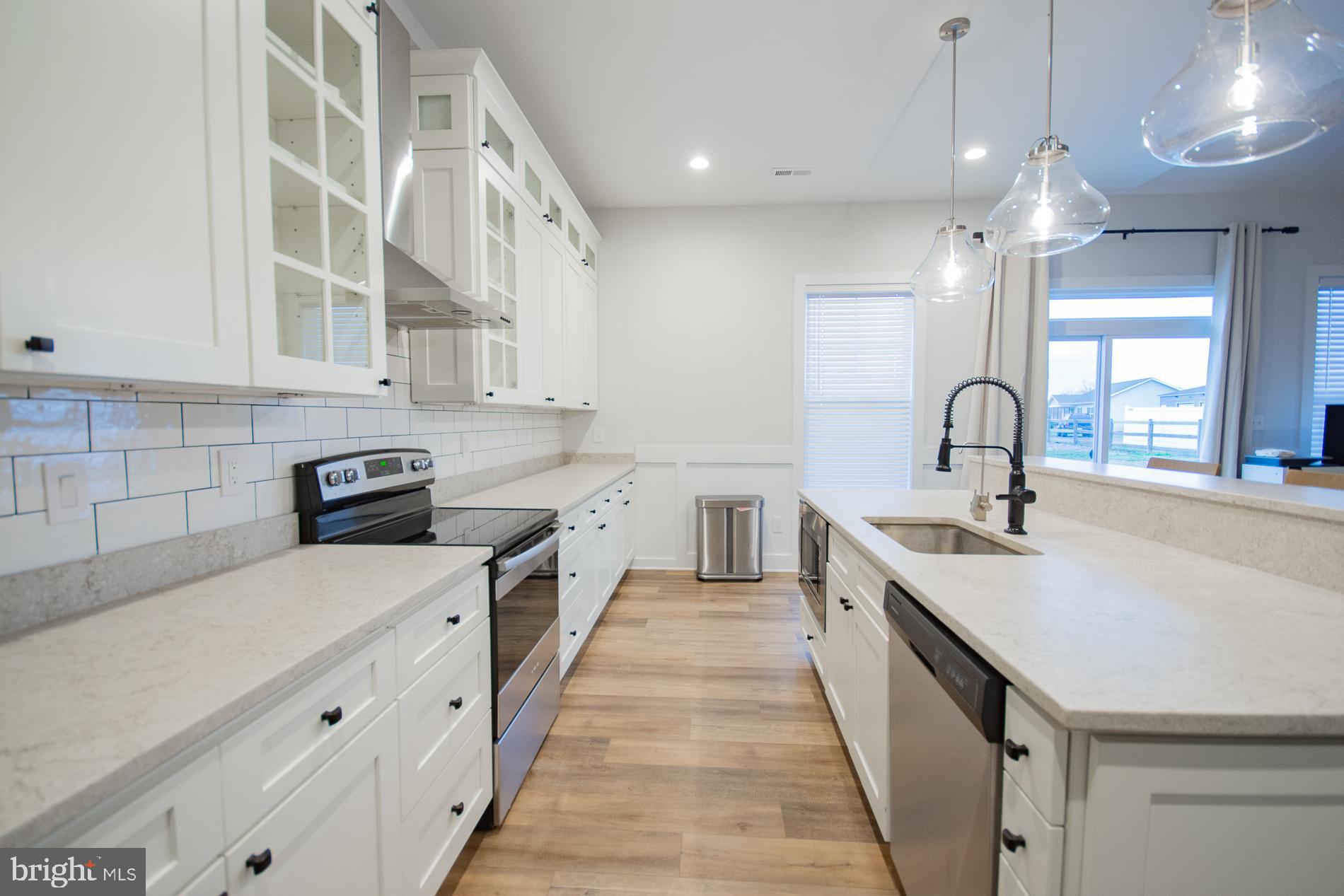 THISTLE LANDING - Residential