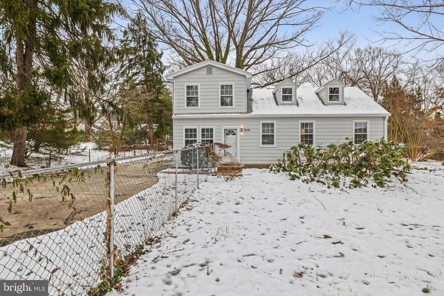 Fantastic find in Alexandria! 6BD/3BA renovated home located on a half-acre private lot. Upon entering, the well laid-out floor plan flows from the large living area with convenient access to the kitchen. The renovated kitchen is complete with brand-new stainless steel appliances. There 4 bedrooms on the main level with 2 full bathrooms. Additional sunroom located on the main level. There are 2 bedrooms and 1 full bathroom upstairs. A large storage loft is located upstairs. Added conveniences include newerHVAC and washer/dryer. 1-car garage. Easy access to commuter routes. Note - There is an additional detached building that is NOT accessible on the property.