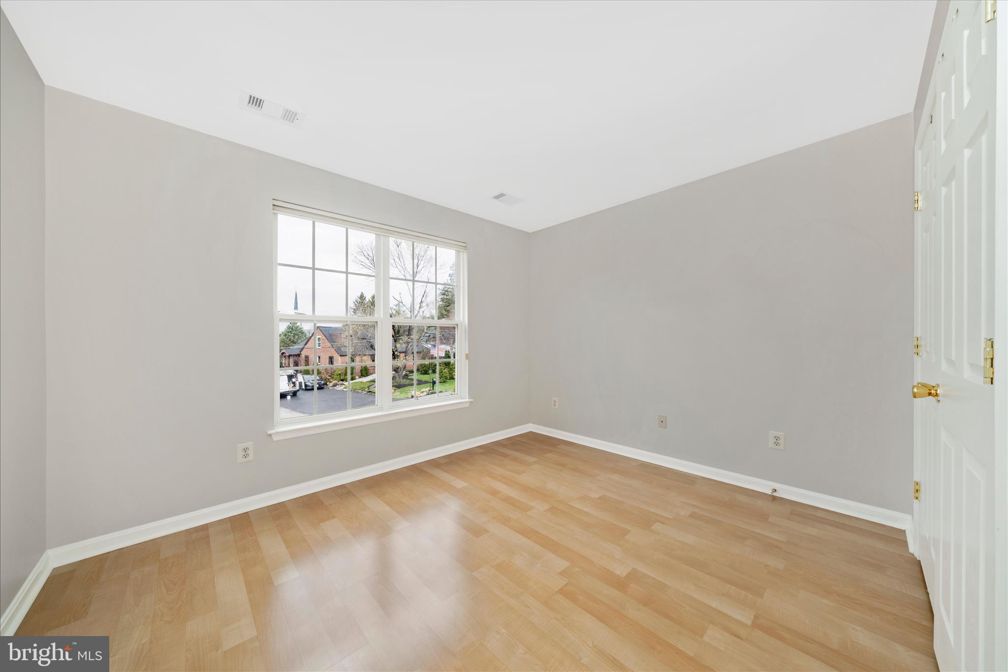 DAMASCUS OUTSIDE - Residential