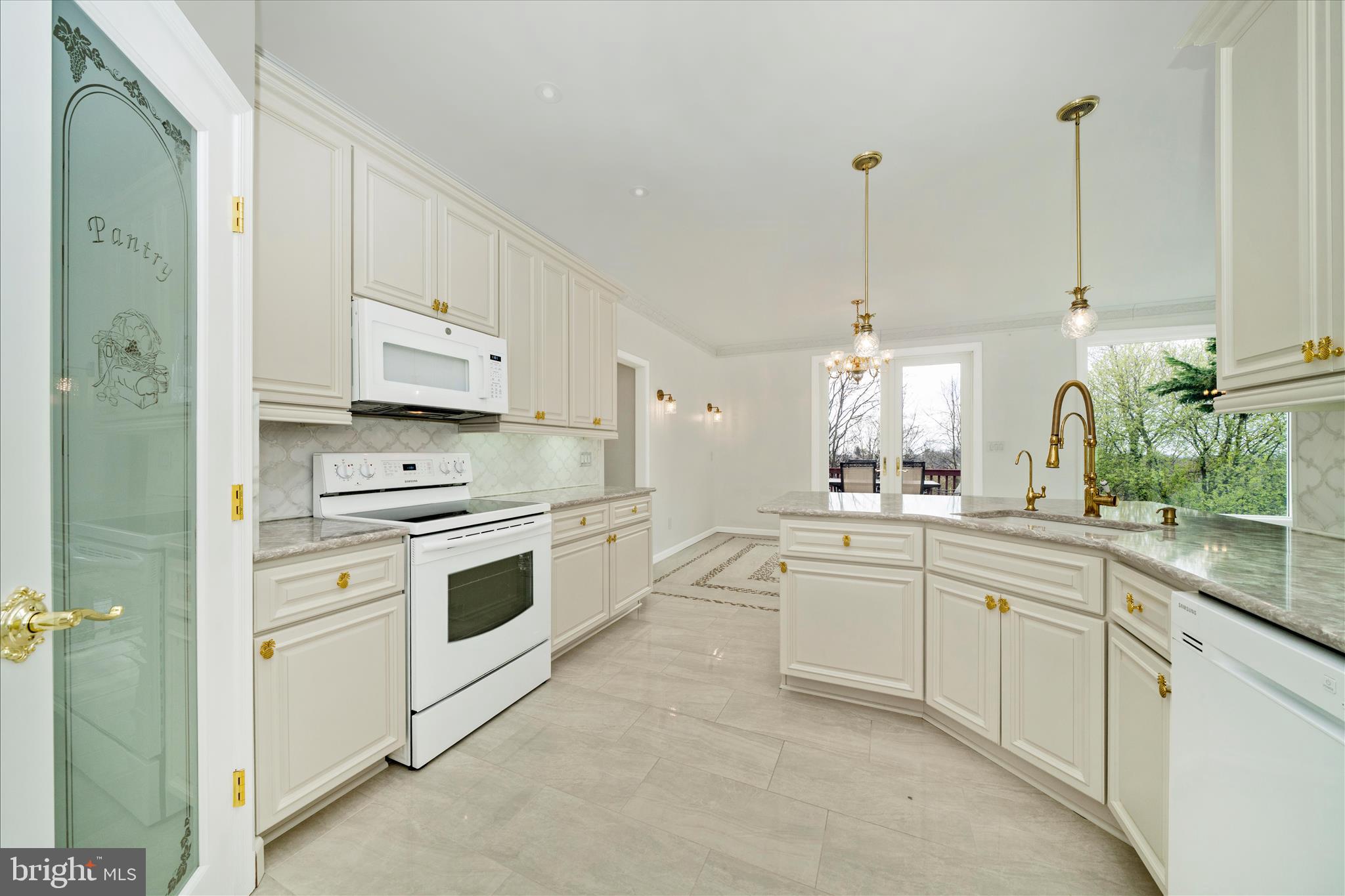 DAMASCUS OUTSIDE - Residential