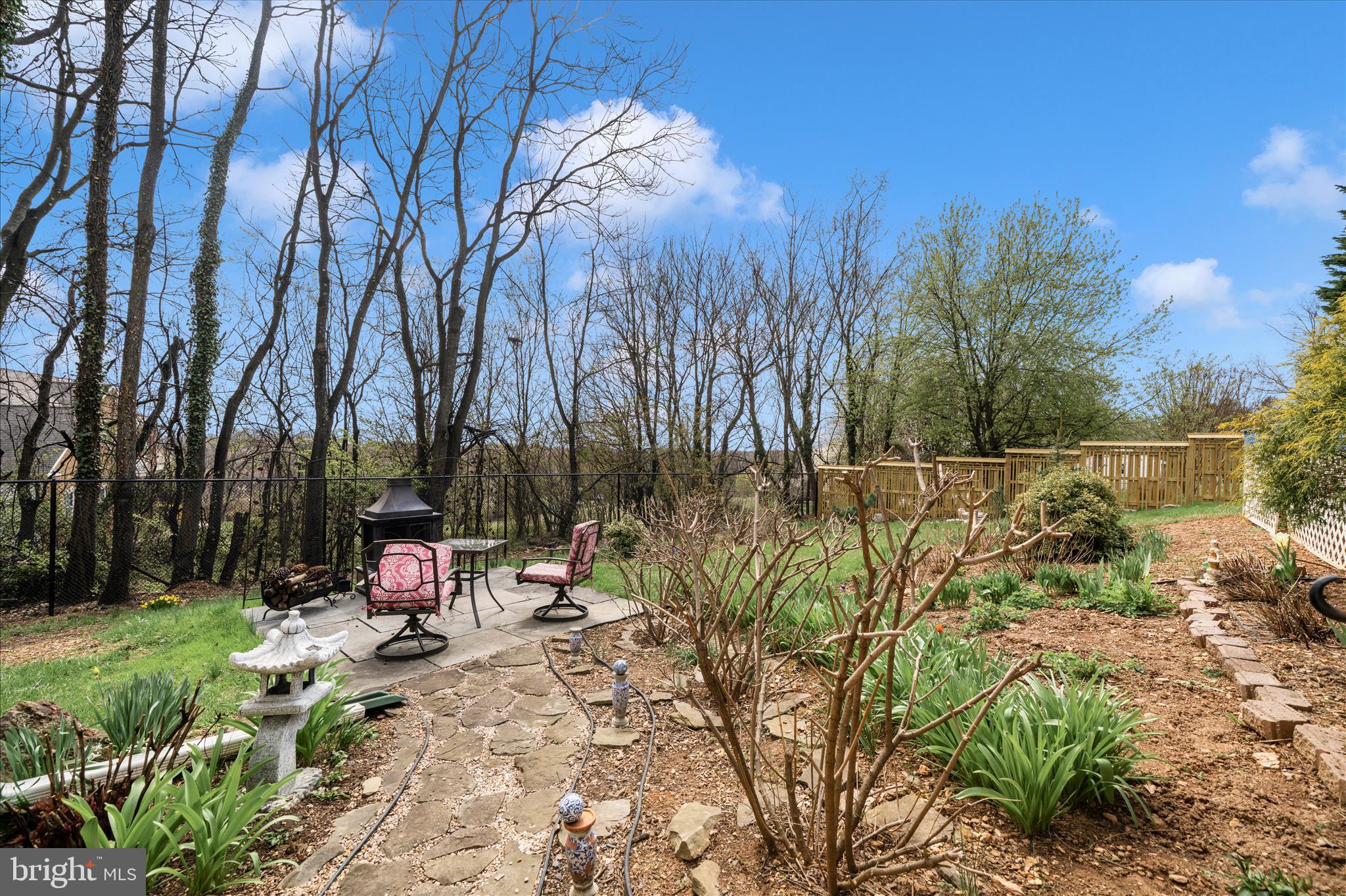 DAMASCUS OUTSIDE - Residential