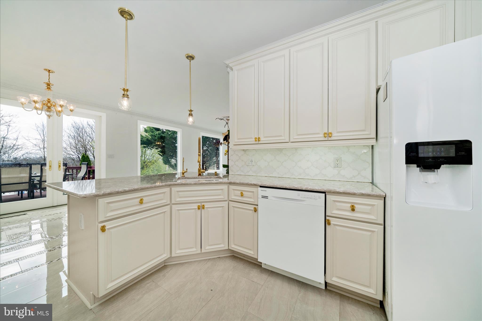 DAMASCUS OUTSIDE - Residential