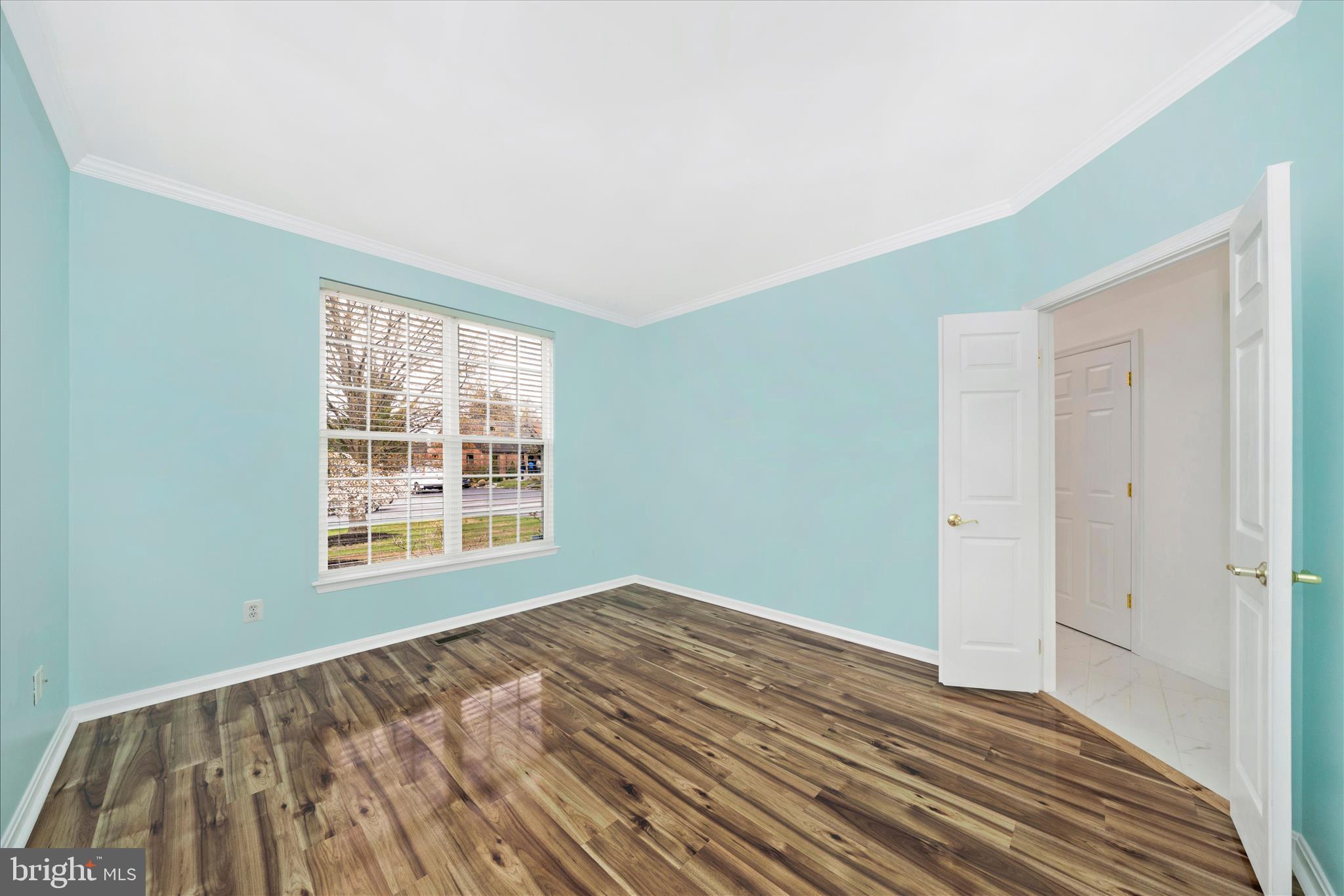 DAMASCUS OUTSIDE - Residential