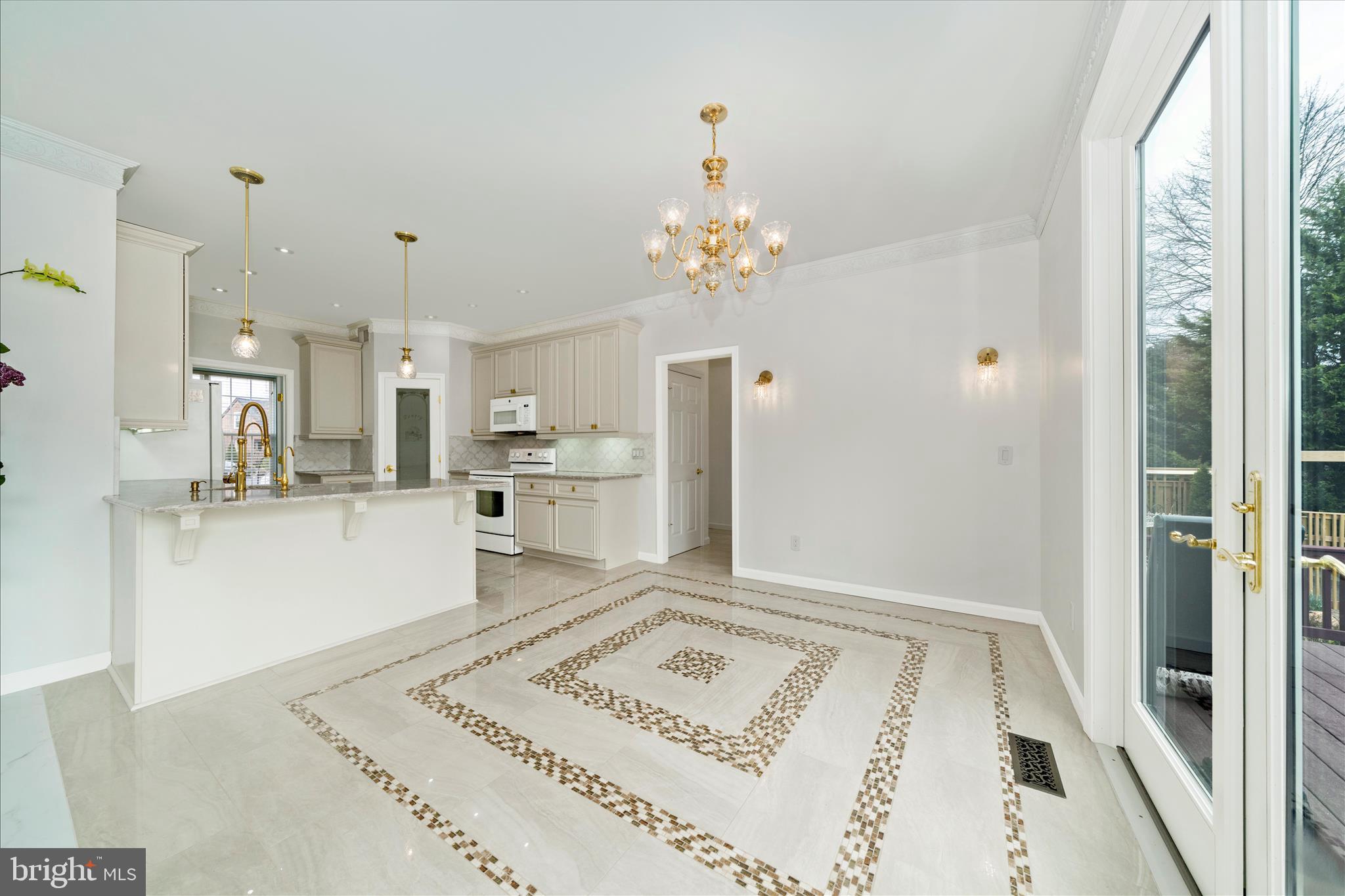 DAMASCUS OUTSIDE - Residential