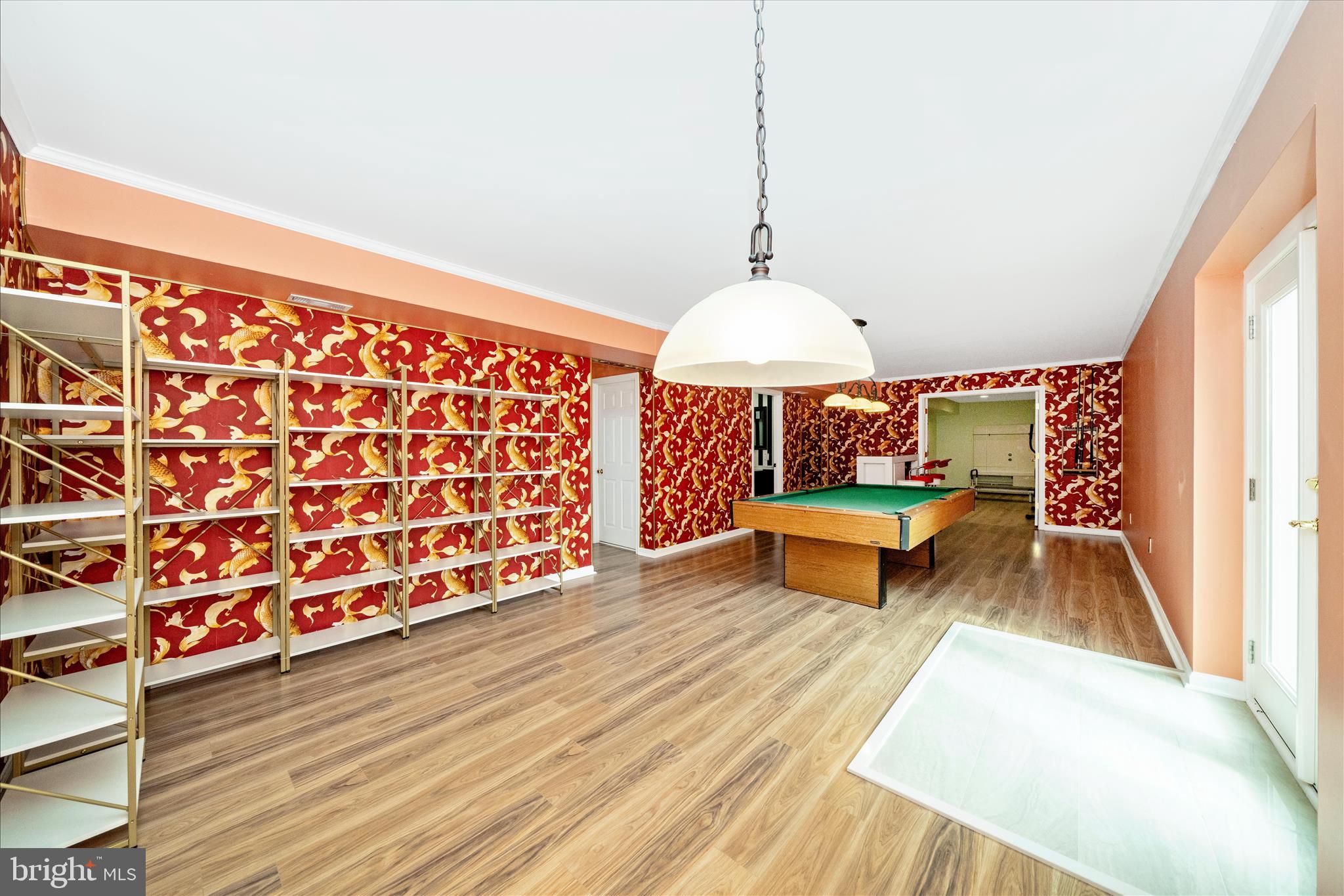 DAMASCUS OUTSIDE - Residential