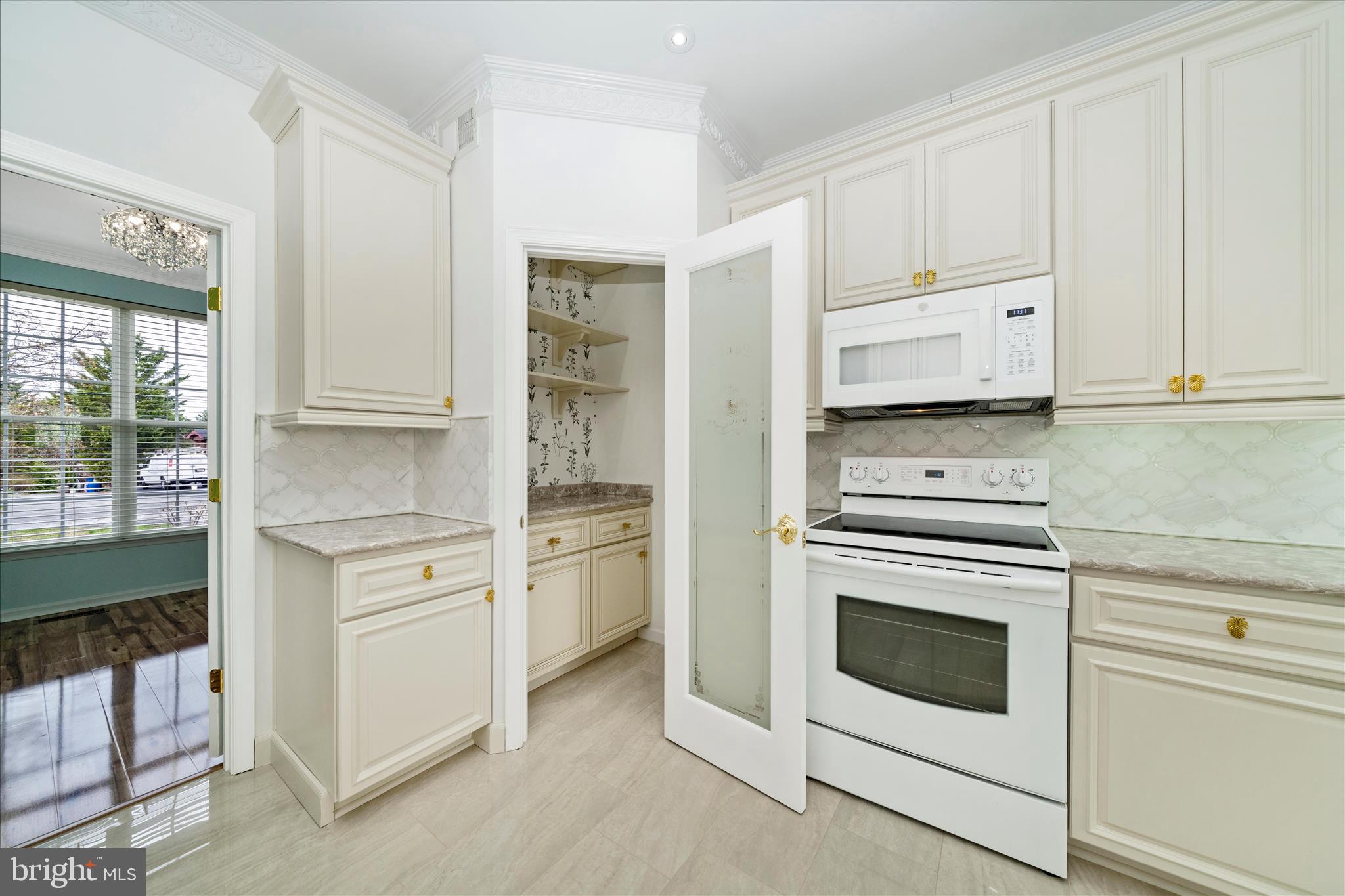 DAMASCUS OUTSIDE - Residential