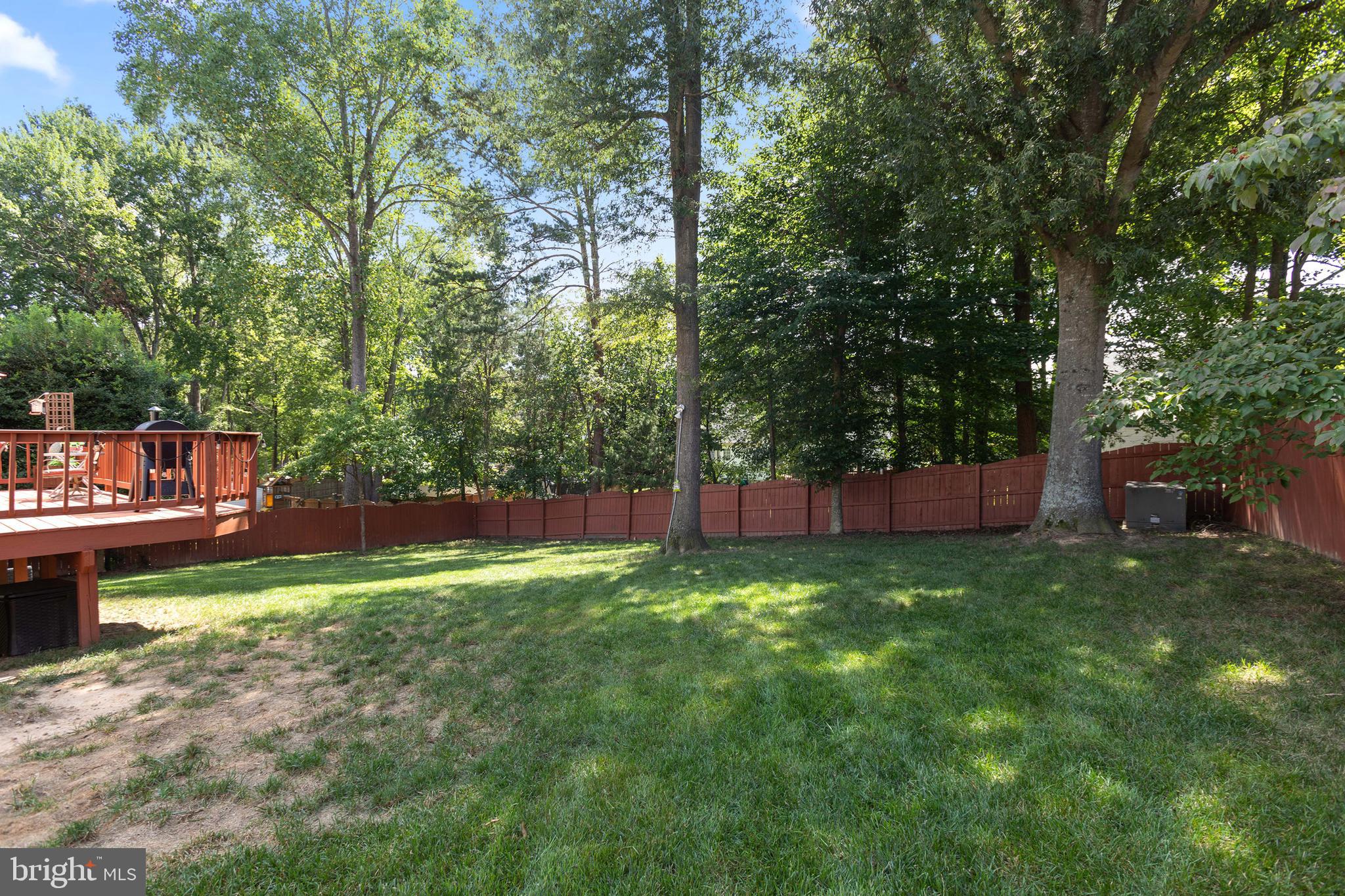 CRYSTAL LAKE - Residential