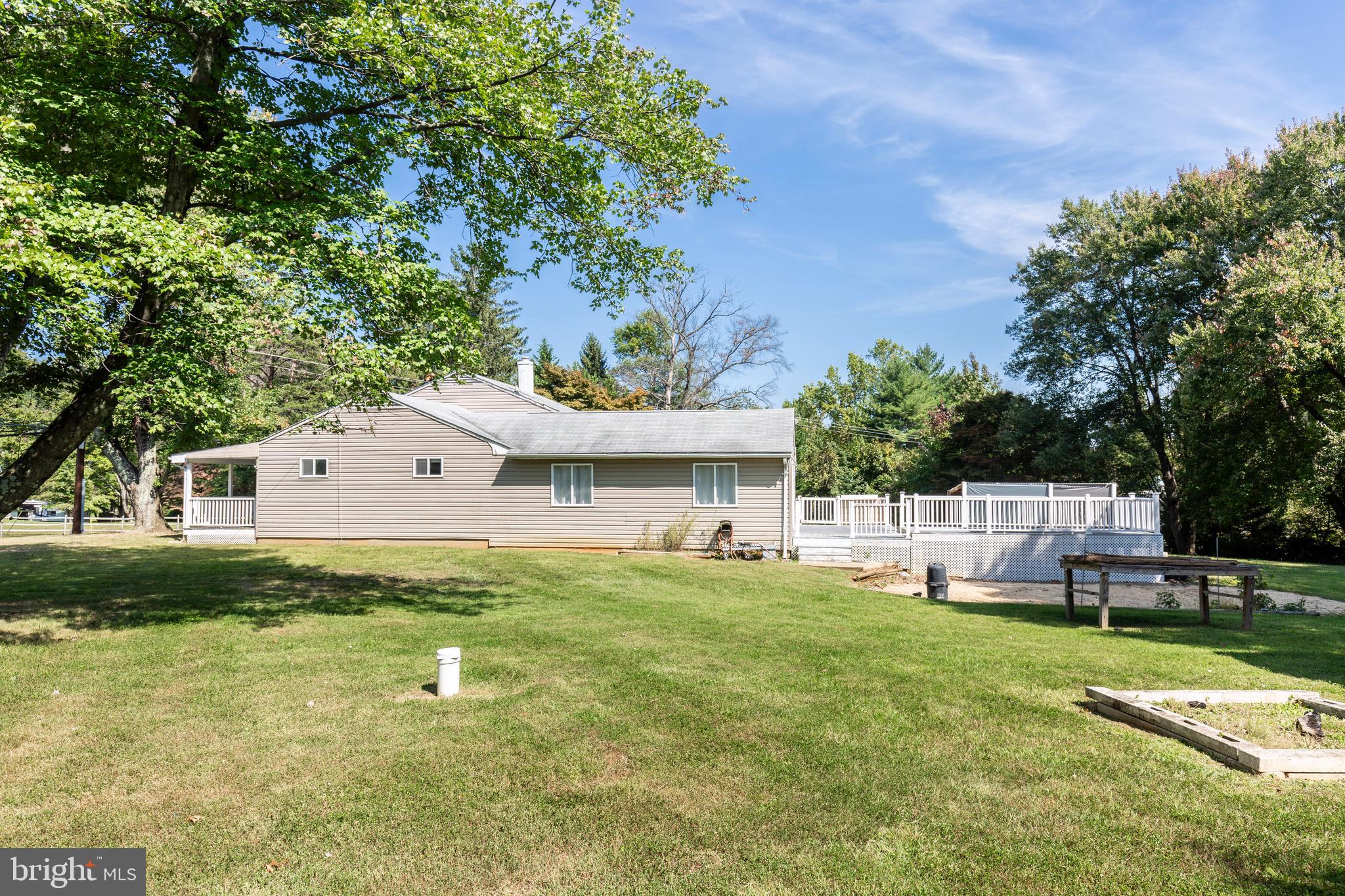 SUNNYBROOK FARMS - Residential