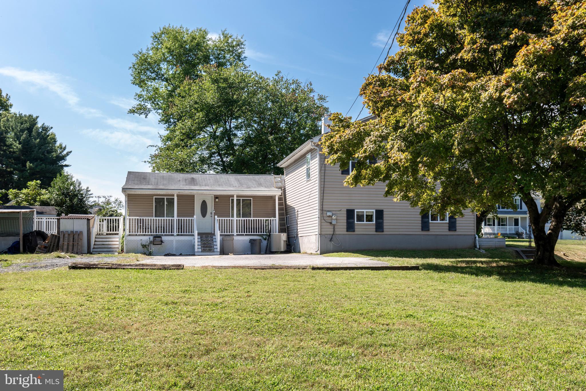 SUNNYBROOK FARMS - Residential