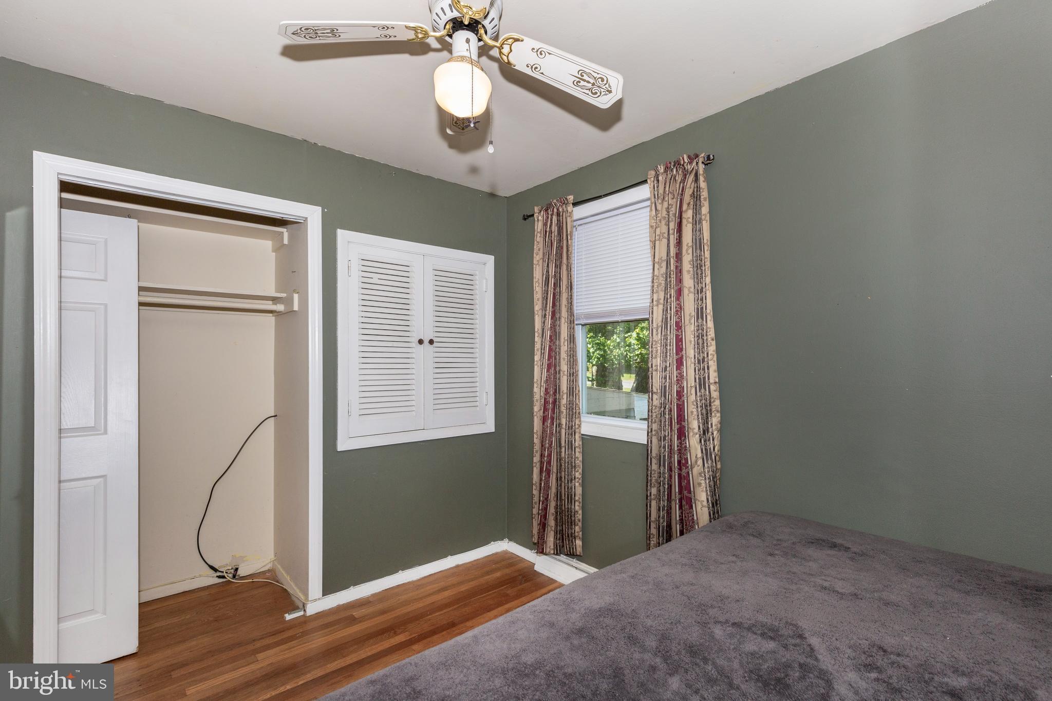 SUNNYBROOK FARMS - Residential