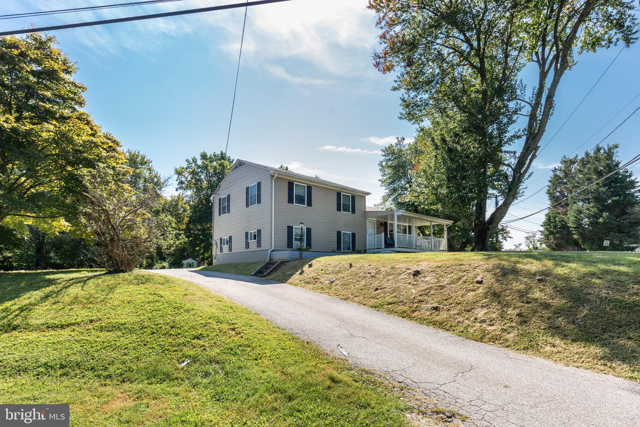 SUNNYBROOK FARMS - Residential