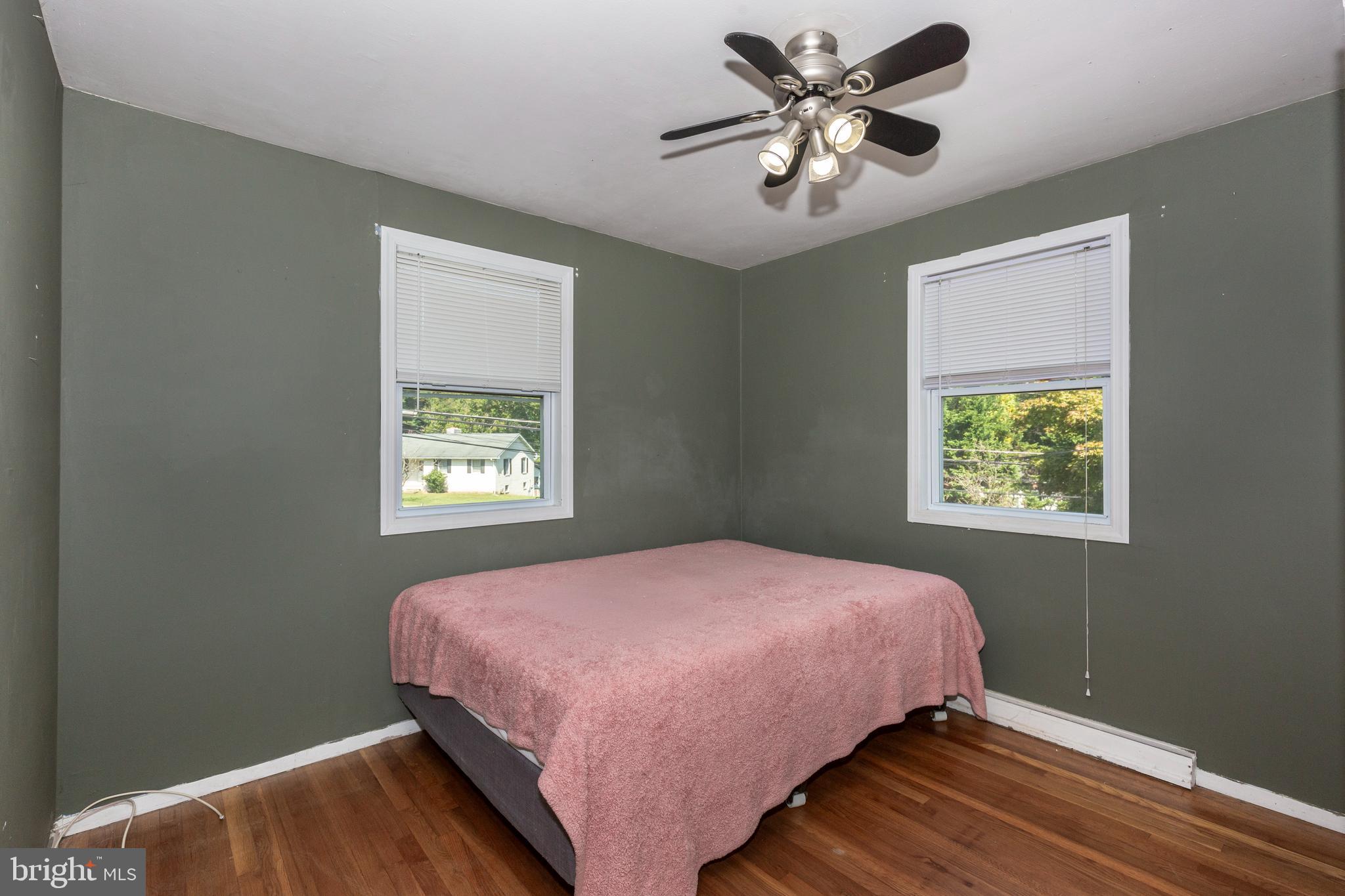 SUNNYBROOK FARMS - Residential