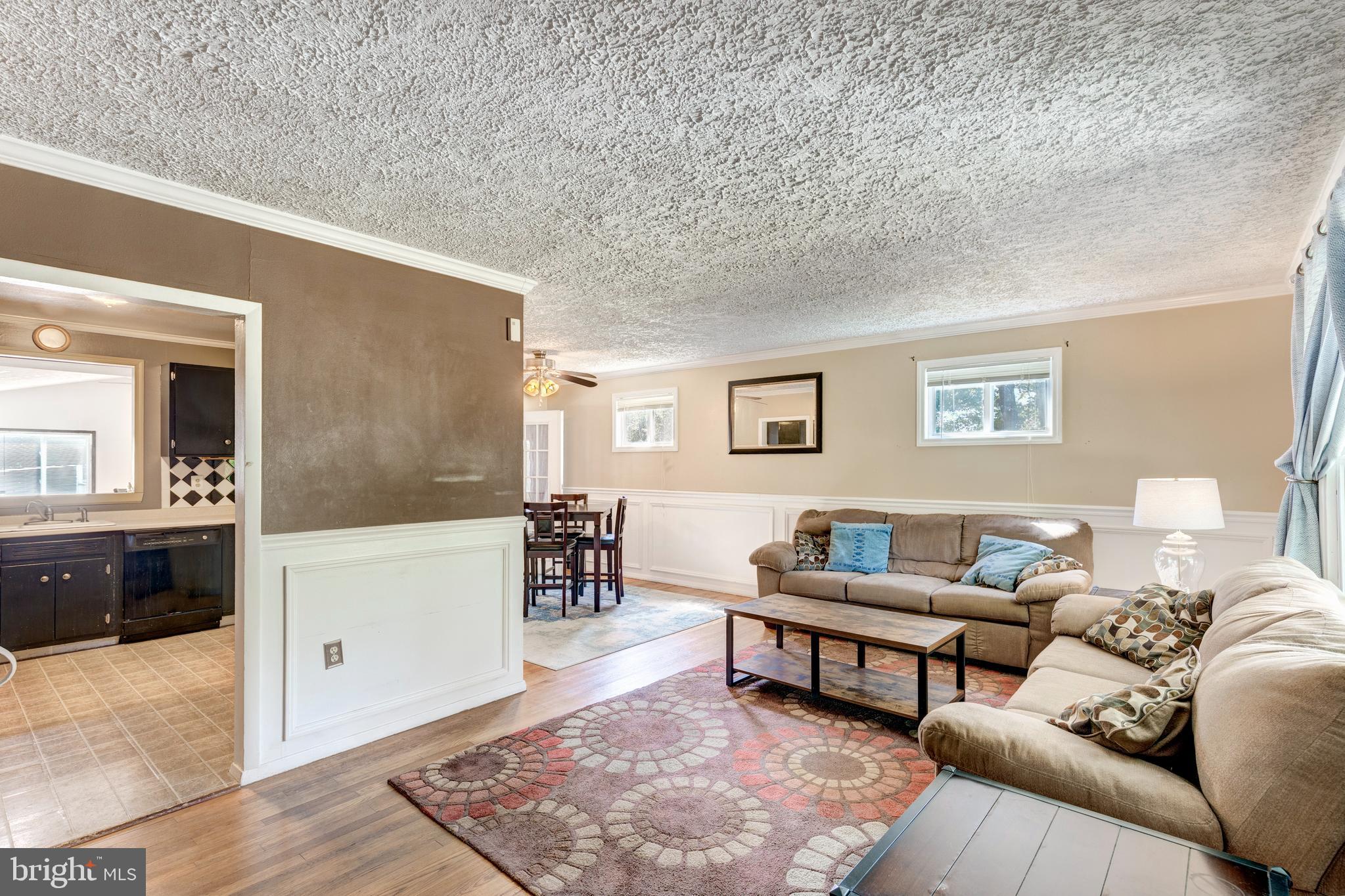 SUNNYBROOK FARMS - Residential