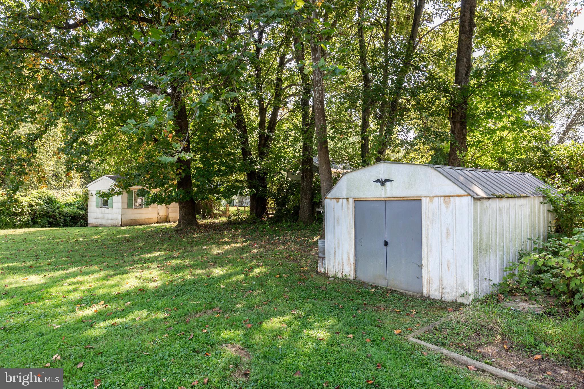 SUNNYBROOK FARMS - Residential