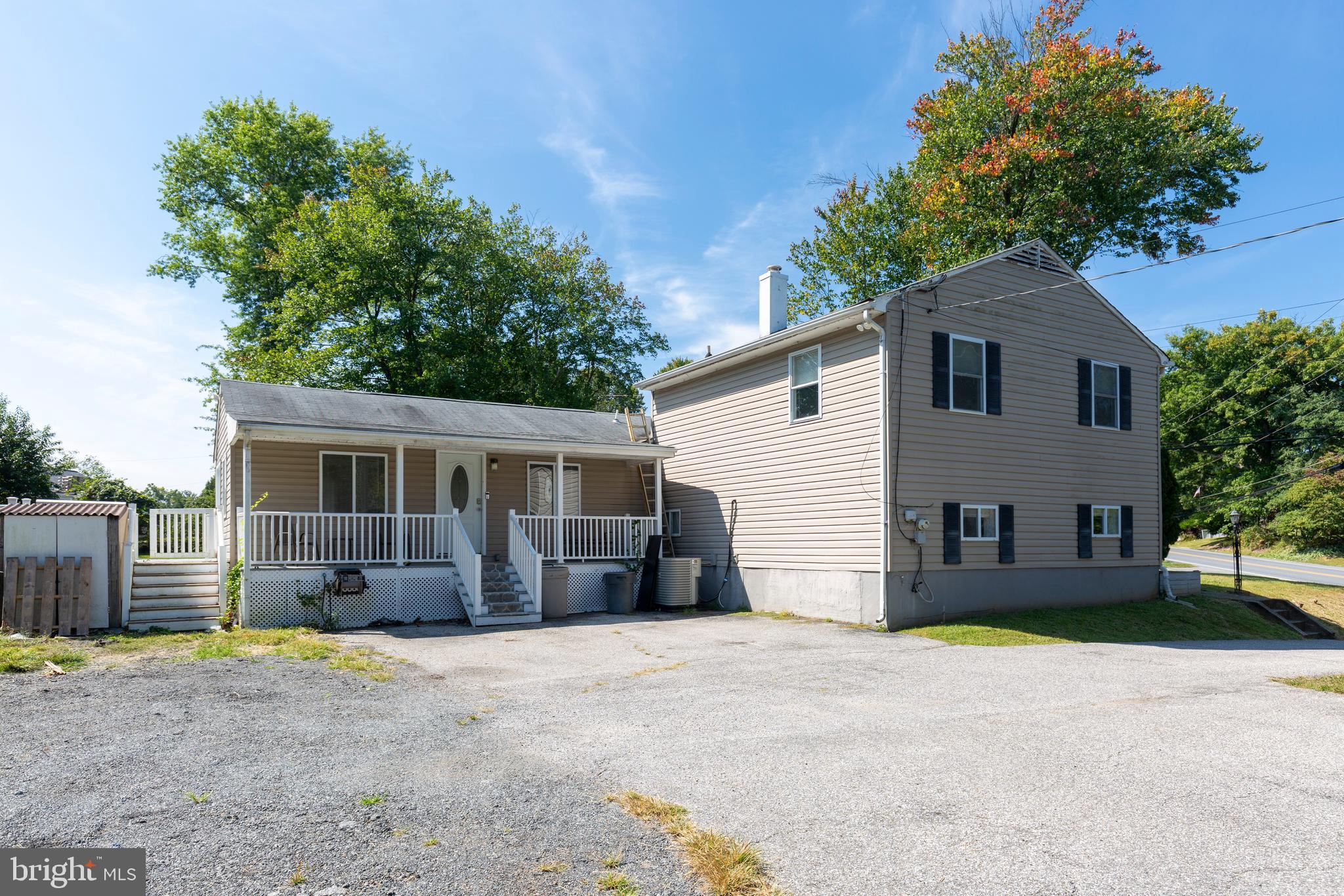 SUNNYBROOK FARMS - Residential
