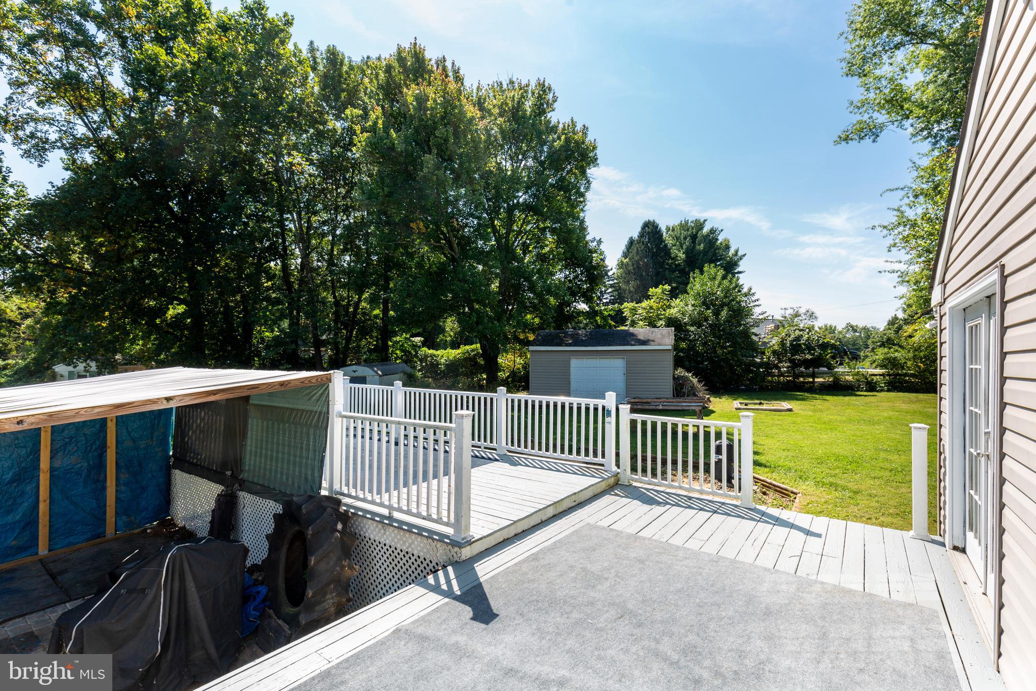 SUNNYBROOK FARMS - Residential