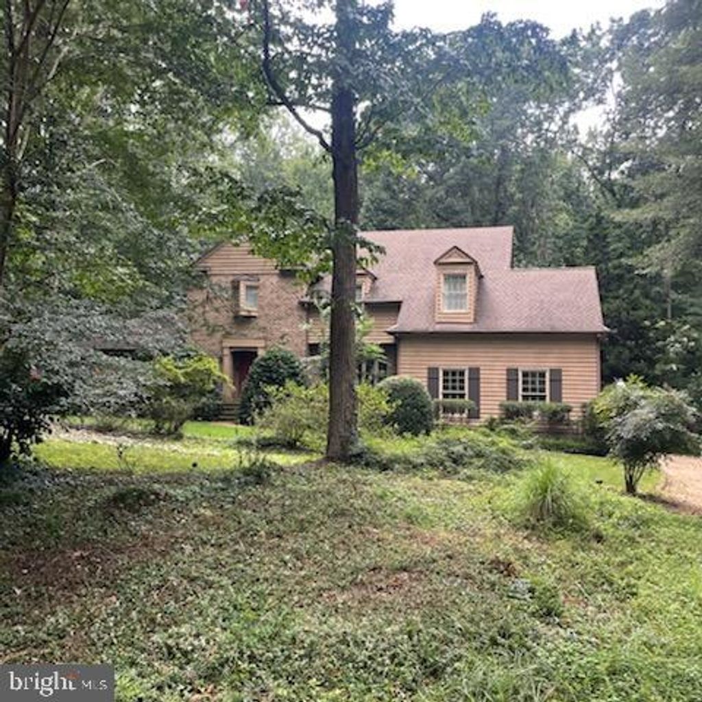 Photo of 2940 River Hills Lane, MIDLOTHIAN, VA 23113 (MLS # VACF2001378)