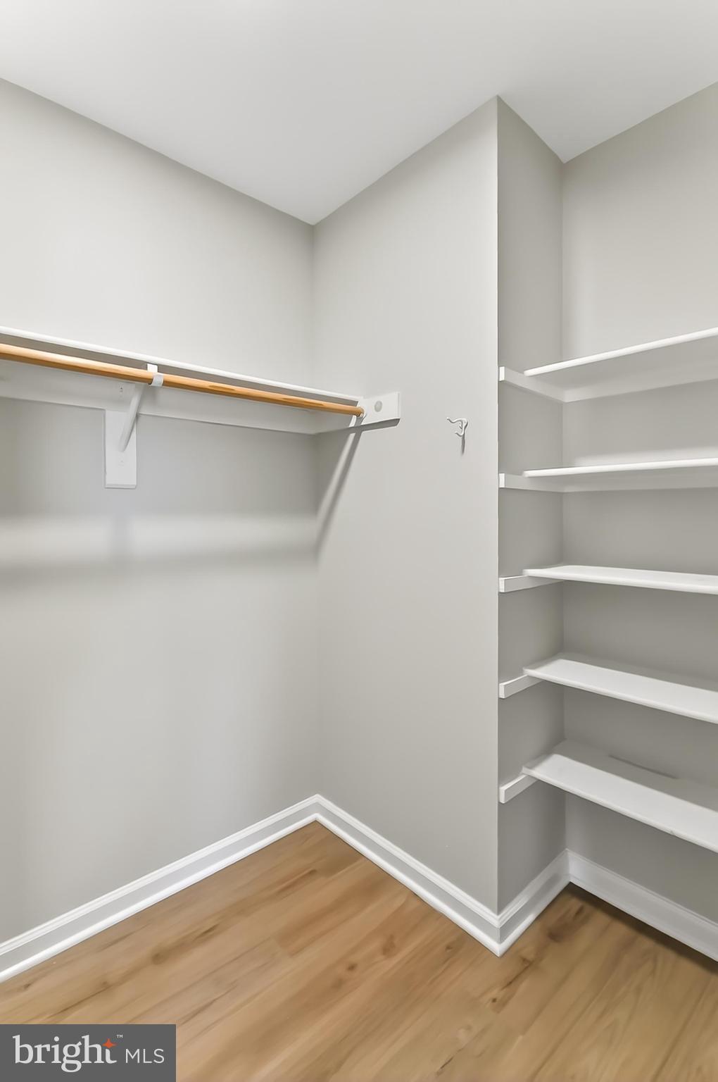 SYCAMORE LAKES - Residential Lease