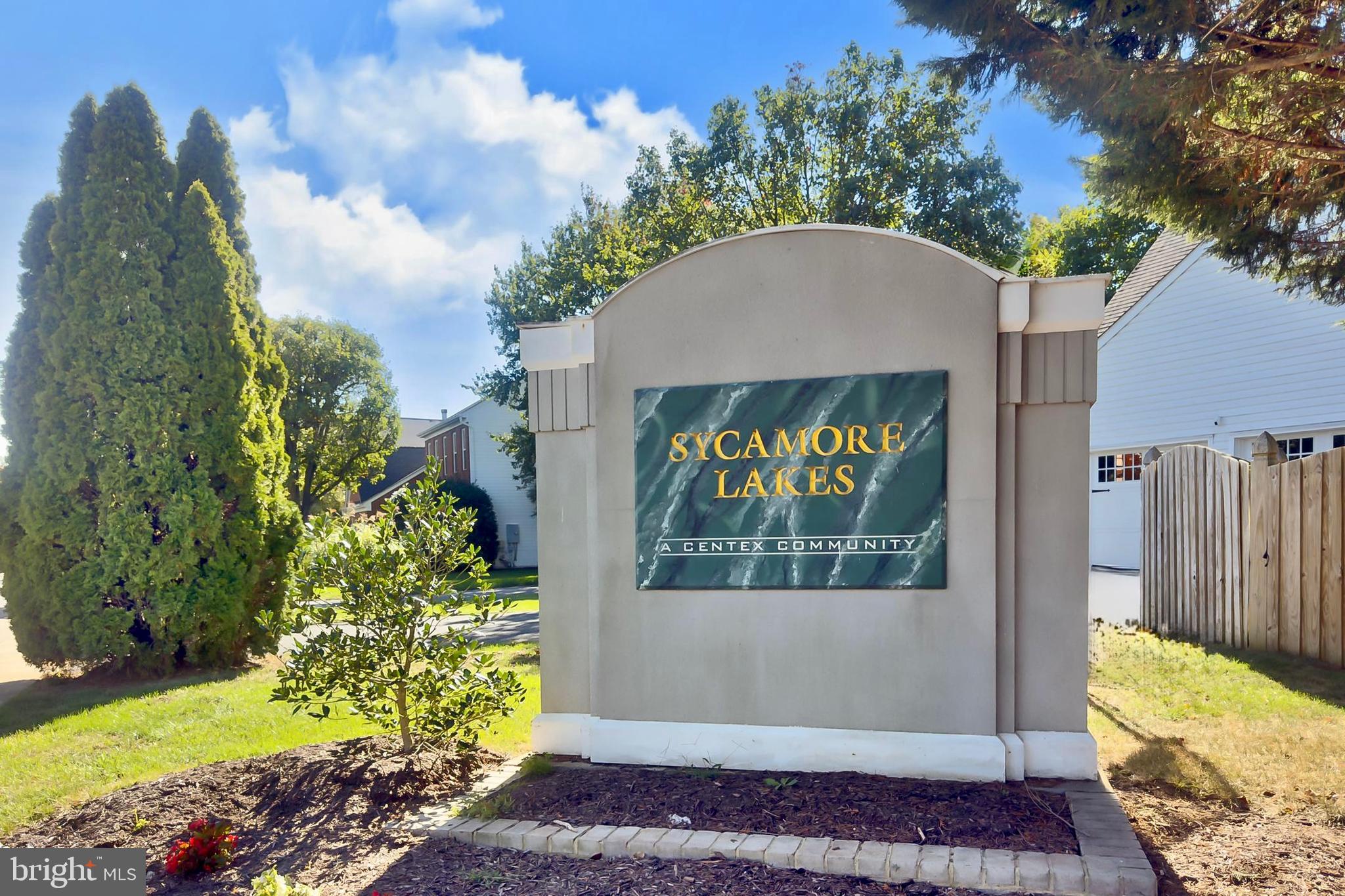 SYCAMORE LAKES - Residential Lease