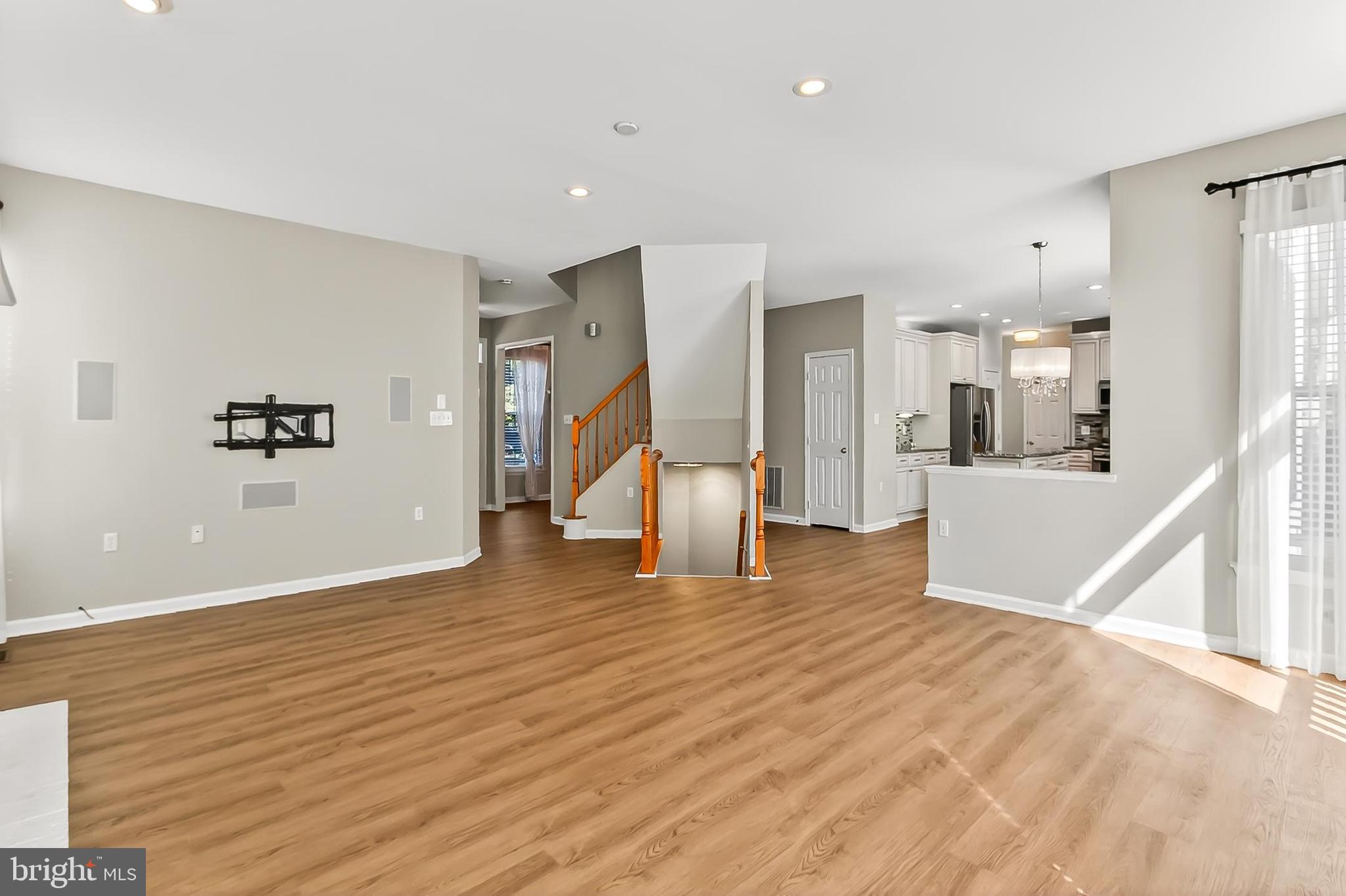 SYCAMORE LAKES - Residential Lease