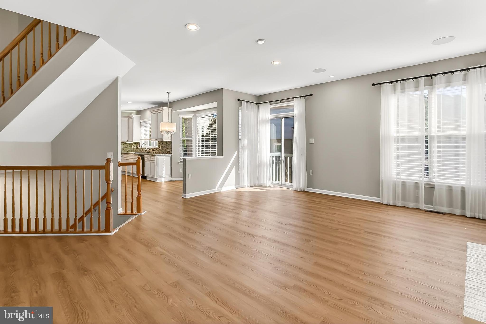 SYCAMORE LAKES - Residential Lease