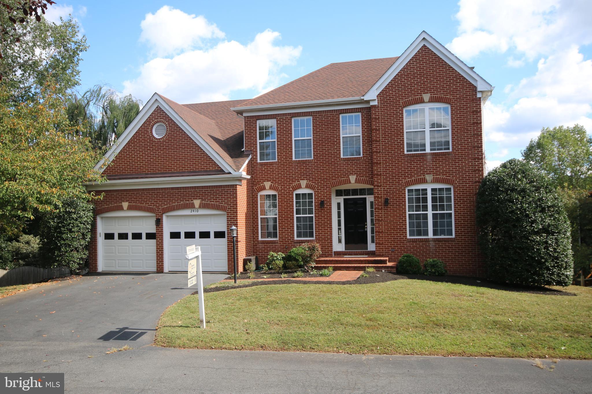 SYCAMORE LAKES - Residential Lease