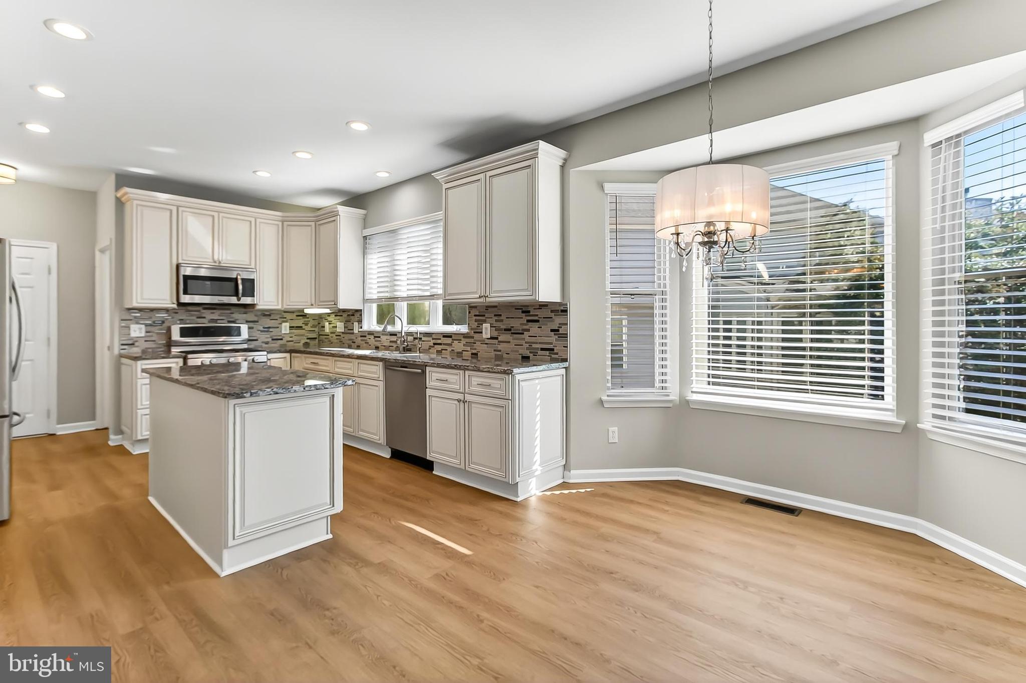 SYCAMORE LAKES - Residential Lease