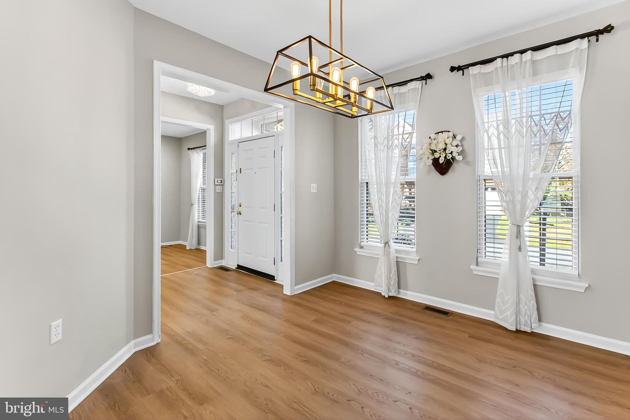 SYCAMORE LAKES - Residential Lease