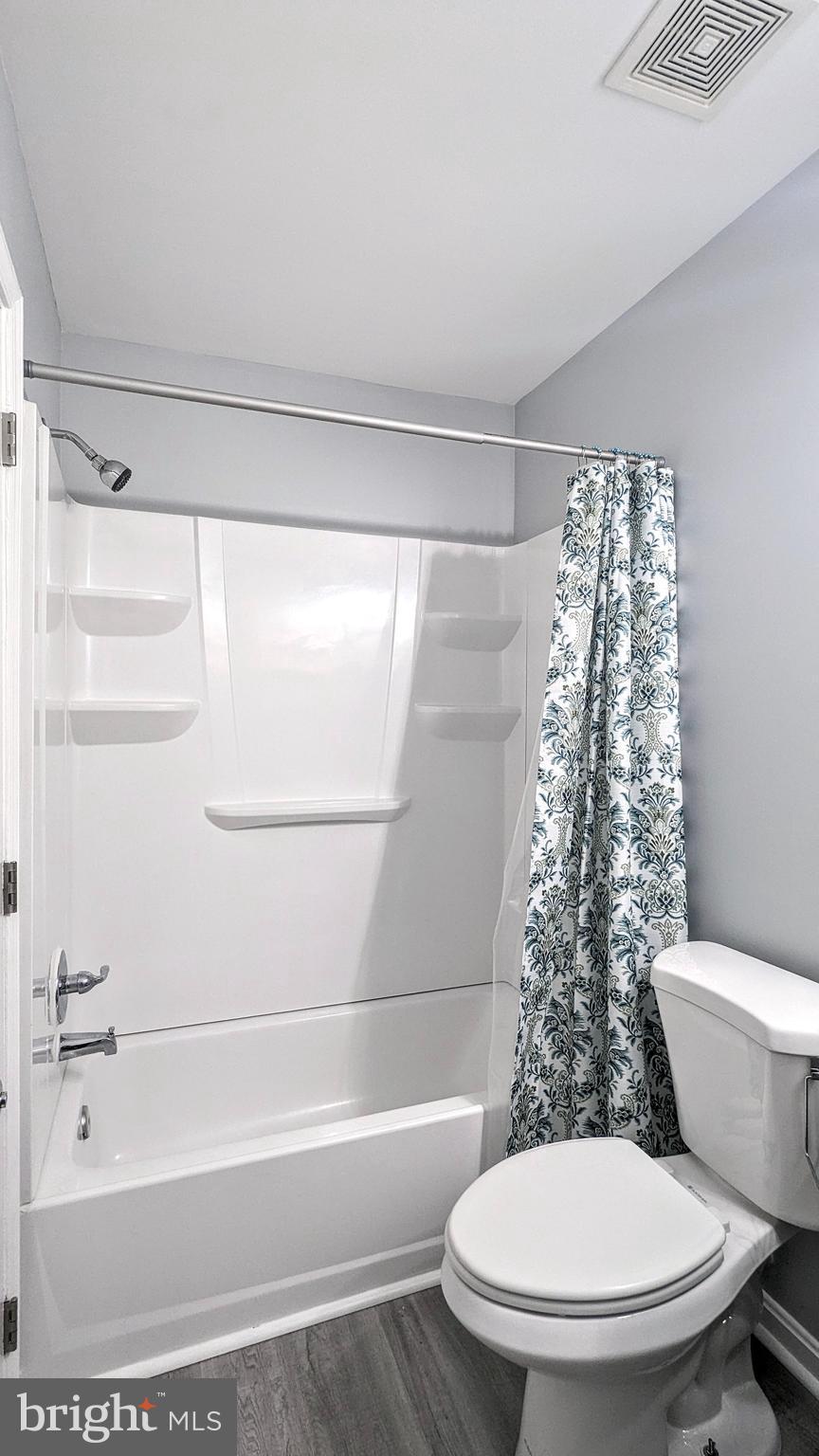 MILL CROSSING - Residential Lease