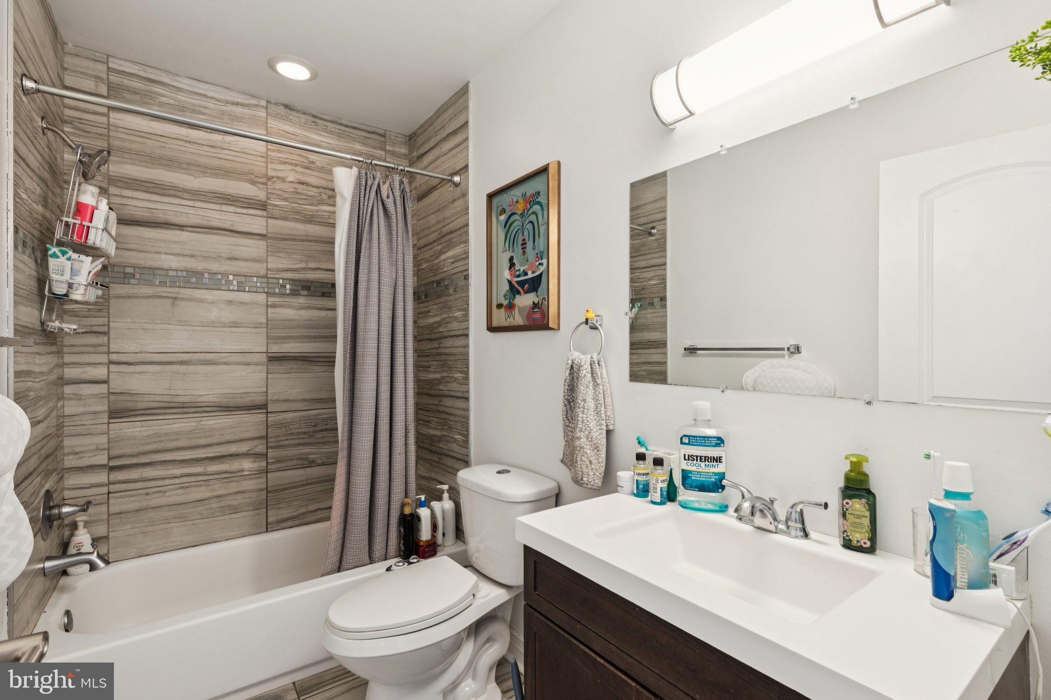 POINT BREEZE - Residential Income