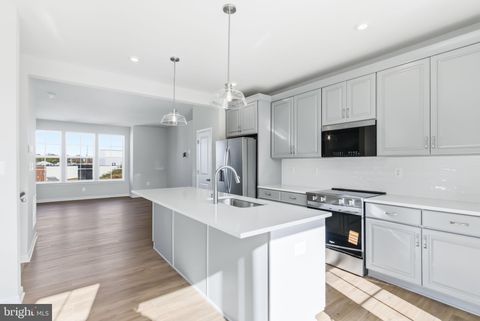 Condo For Sale - 221 Monteith Drive<br/> WINCHESTER, VA 22601