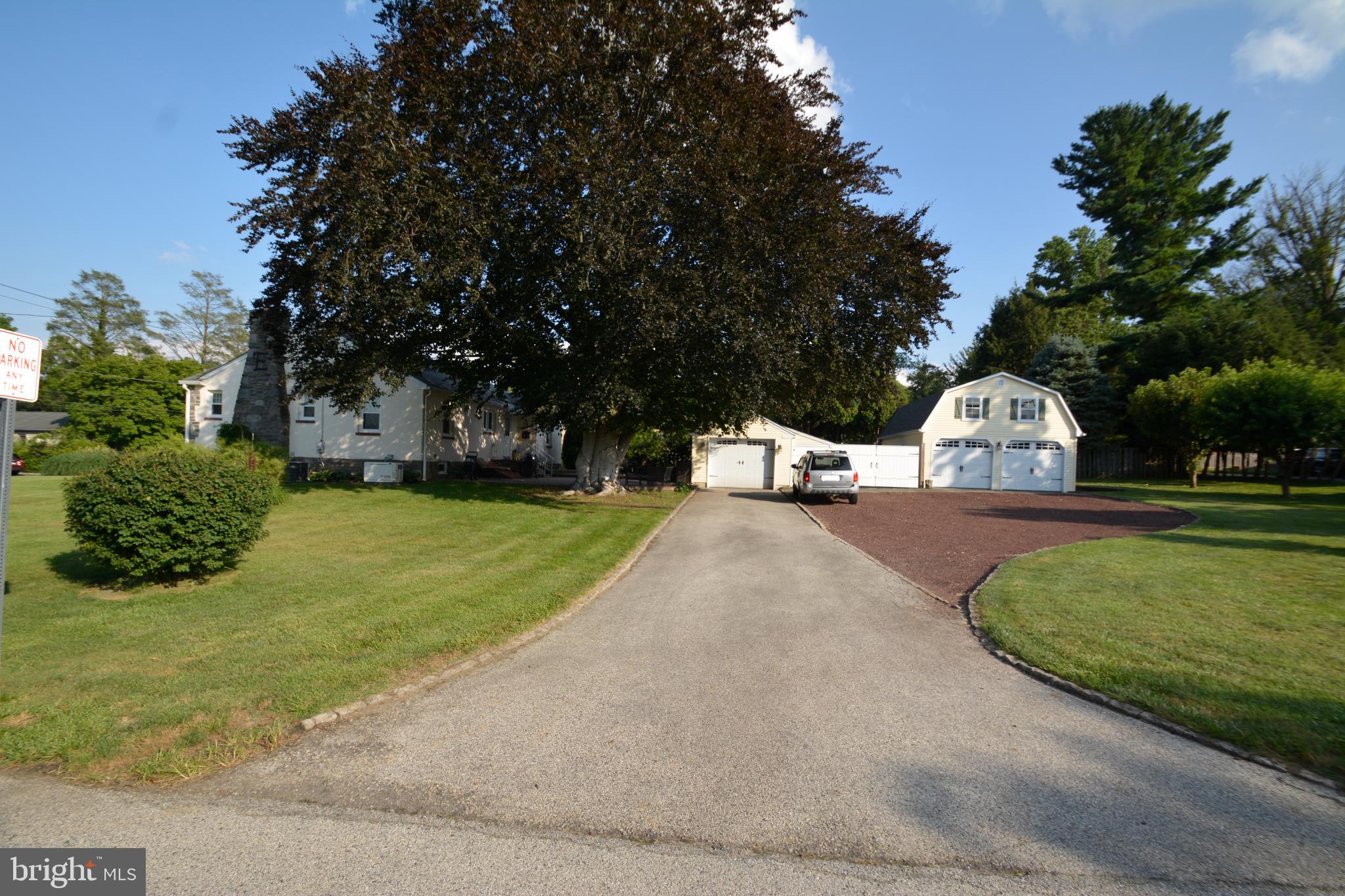 302 S VALLEY FORGE ROAD