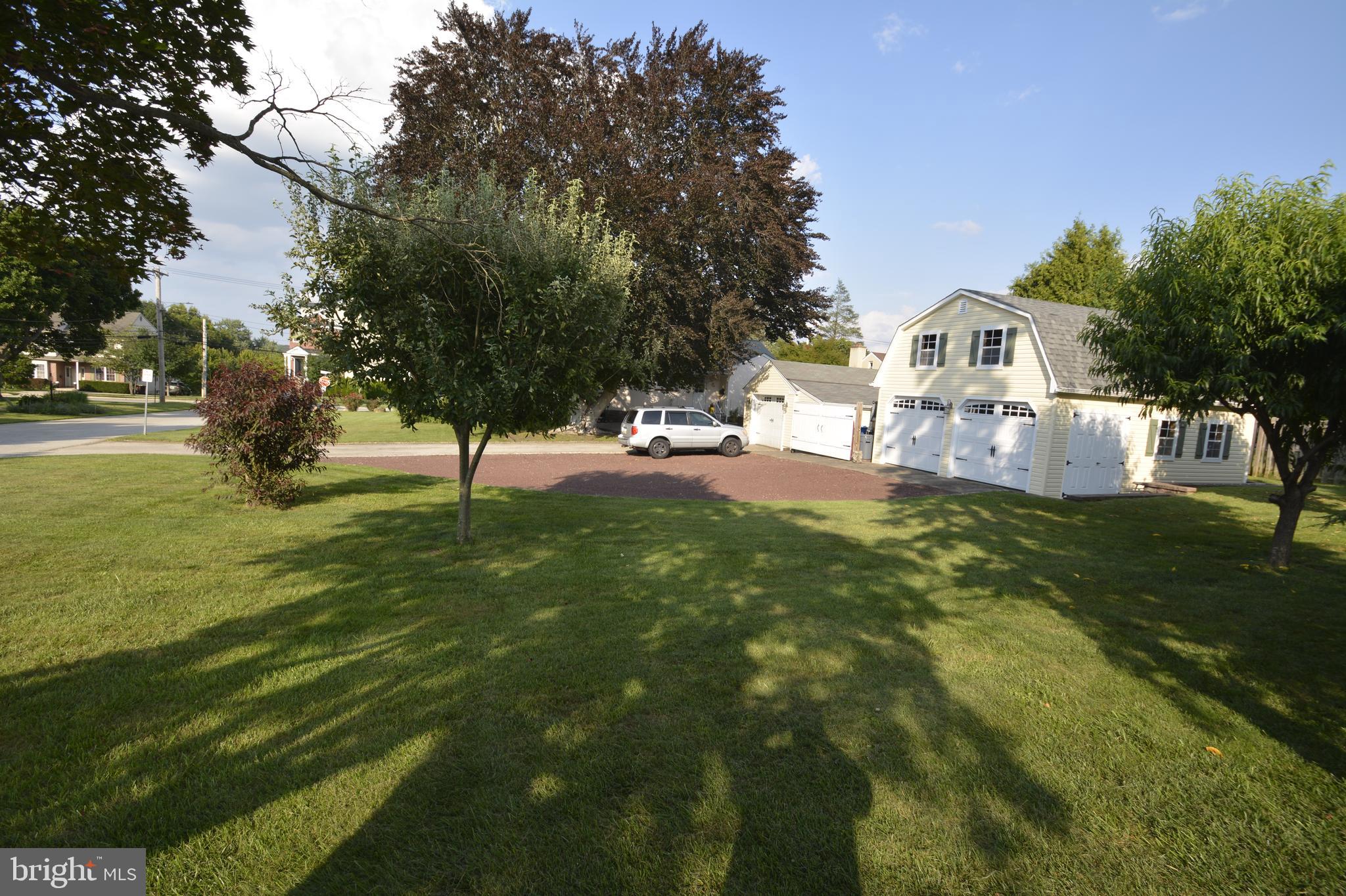 302 S VALLEY FORGE ROAD