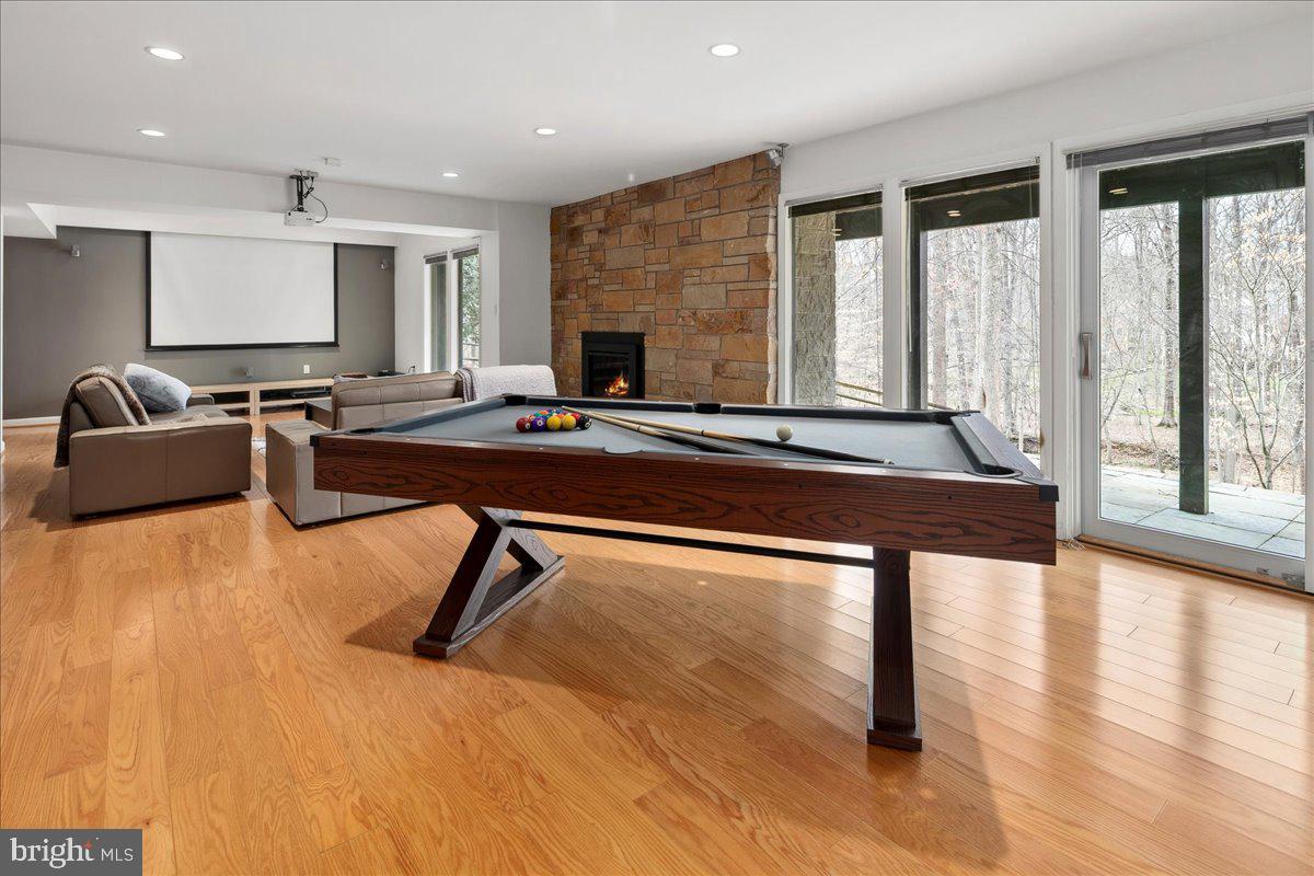 WILLOWBROOK - Residential