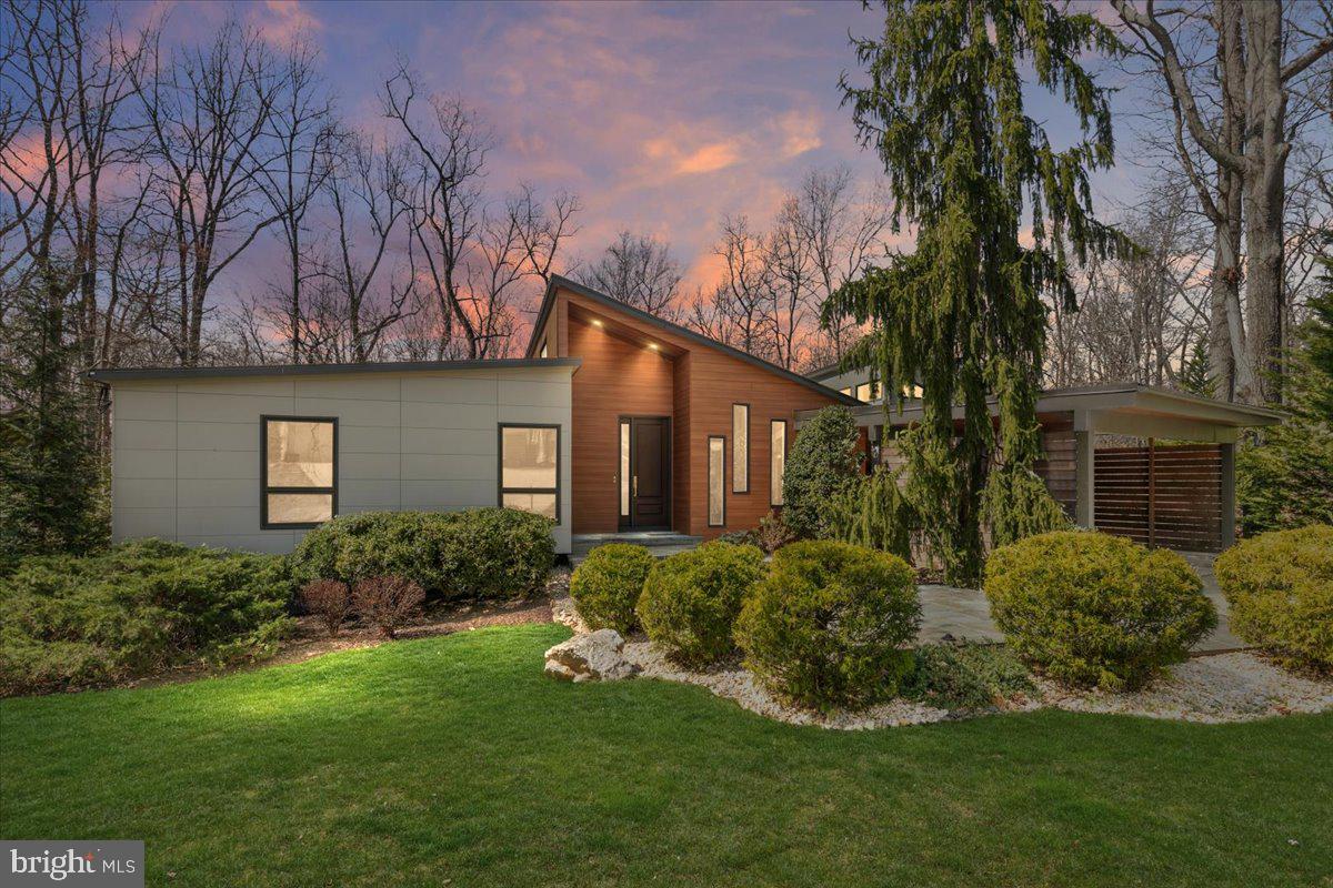 WILLOWBROOK - Residential