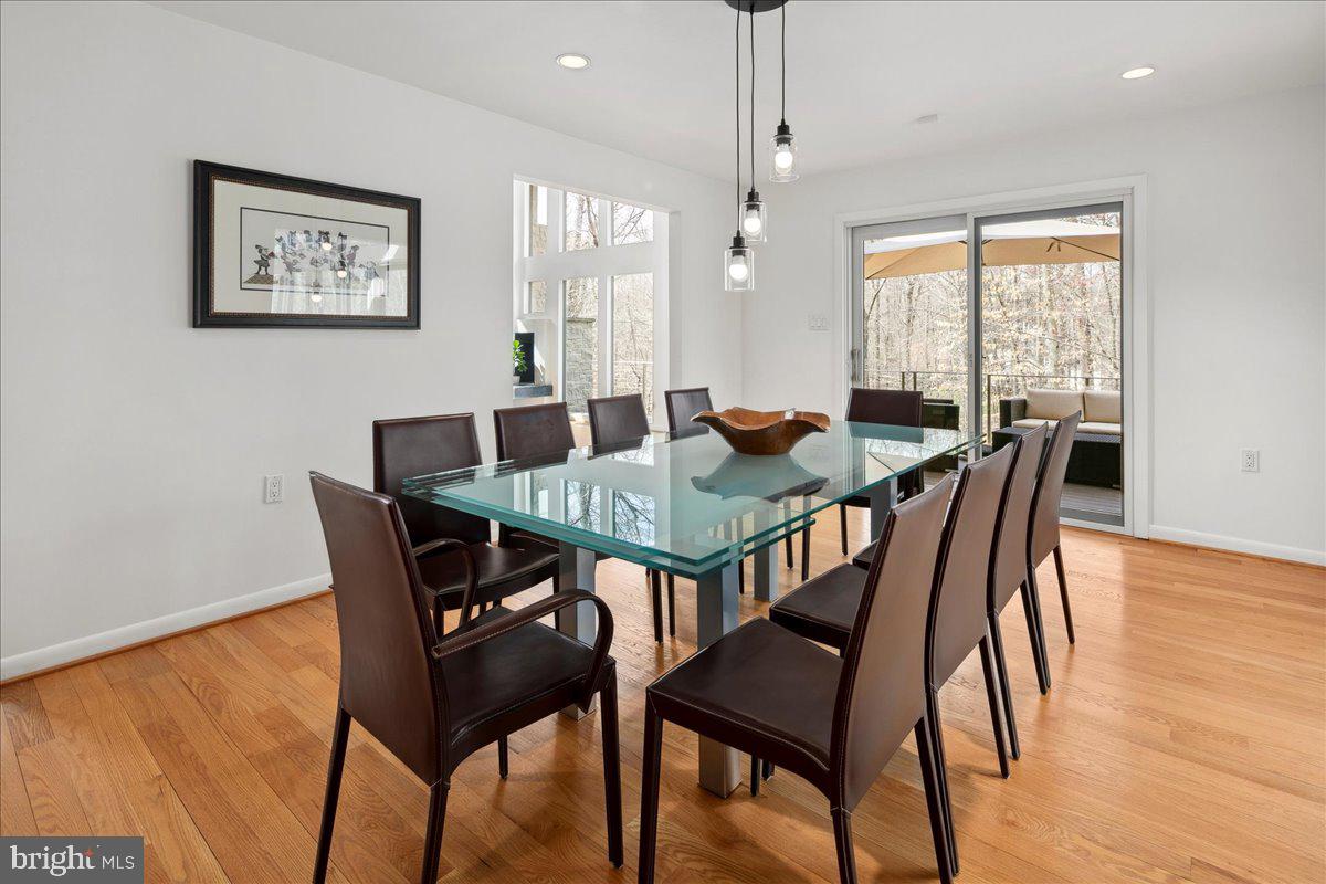 WILLOWBROOK - Residential