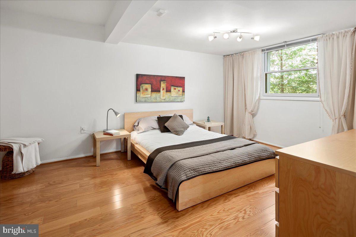 WILLOWBROOK - Residential