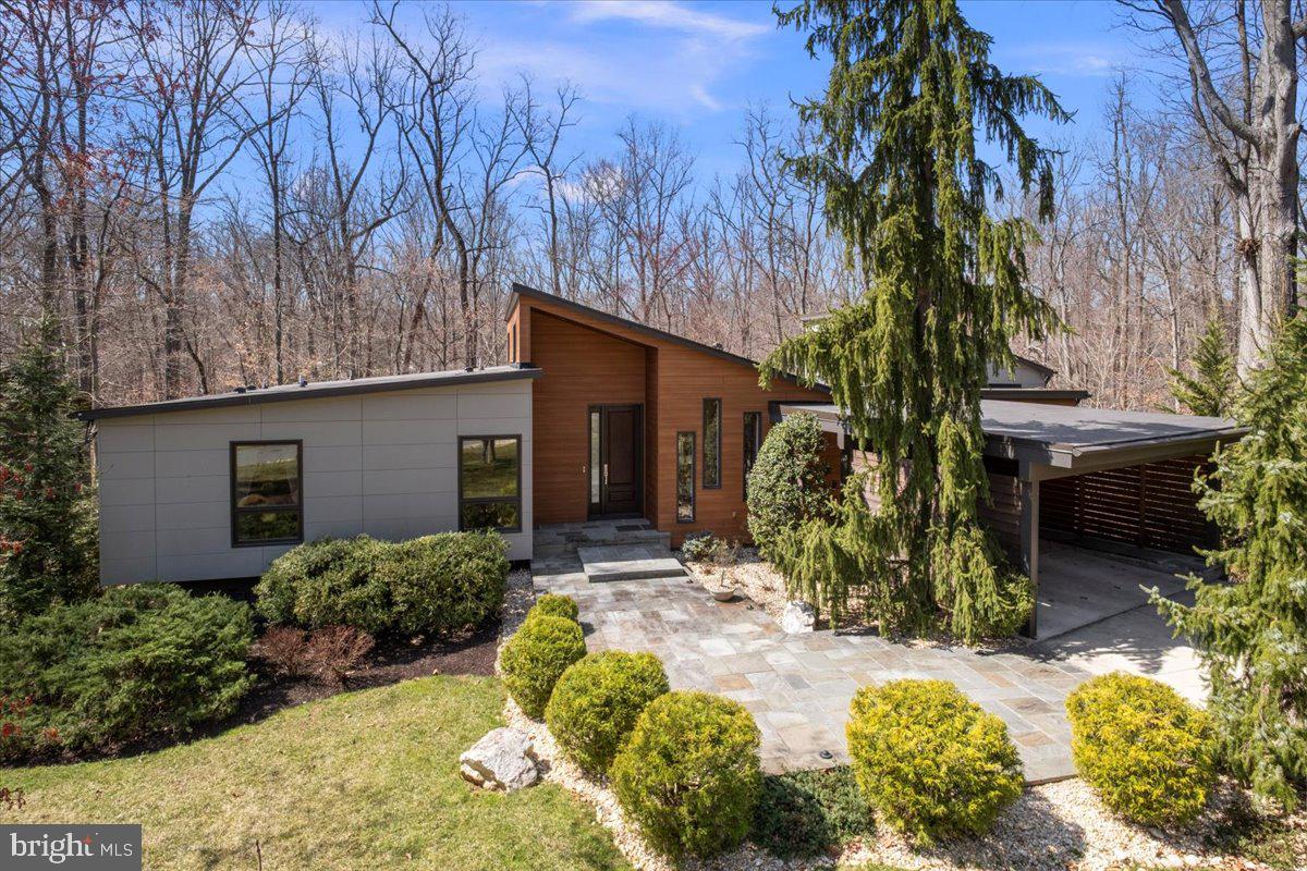 WILLOWBROOK - Residential