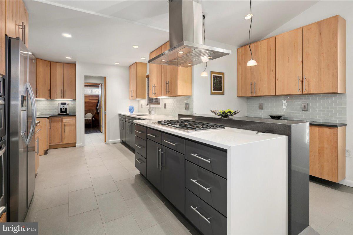 WILLOWBROOK - Residential