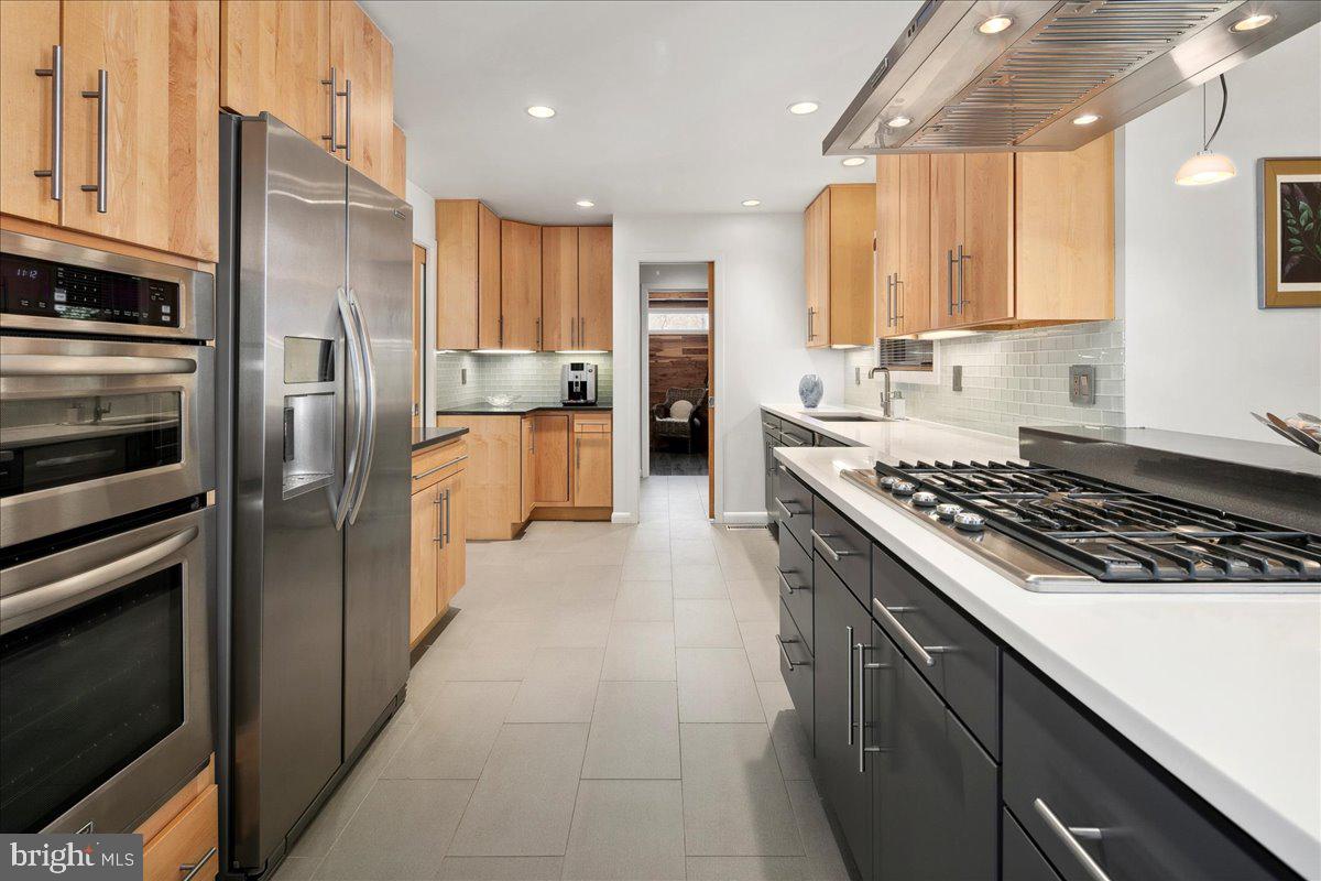 WILLOWBROOK - Residential