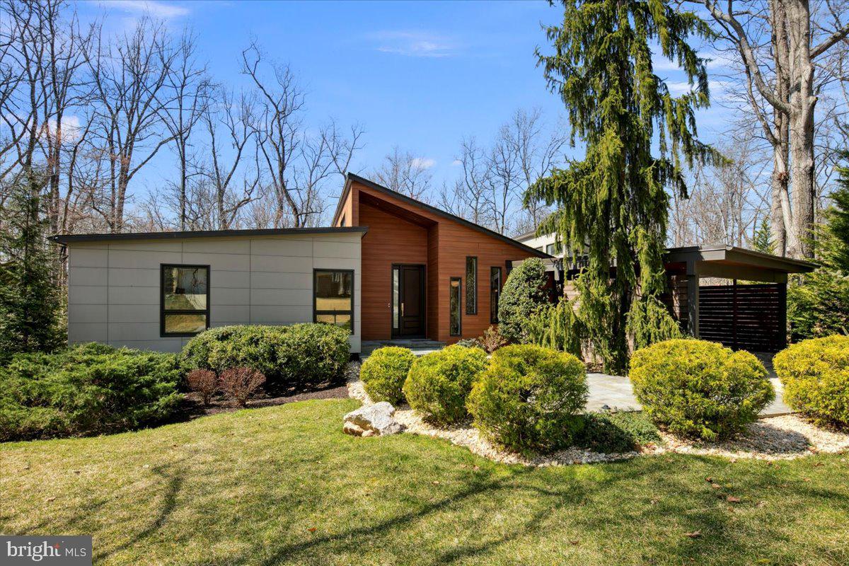 WILLOWBROOK - Residential