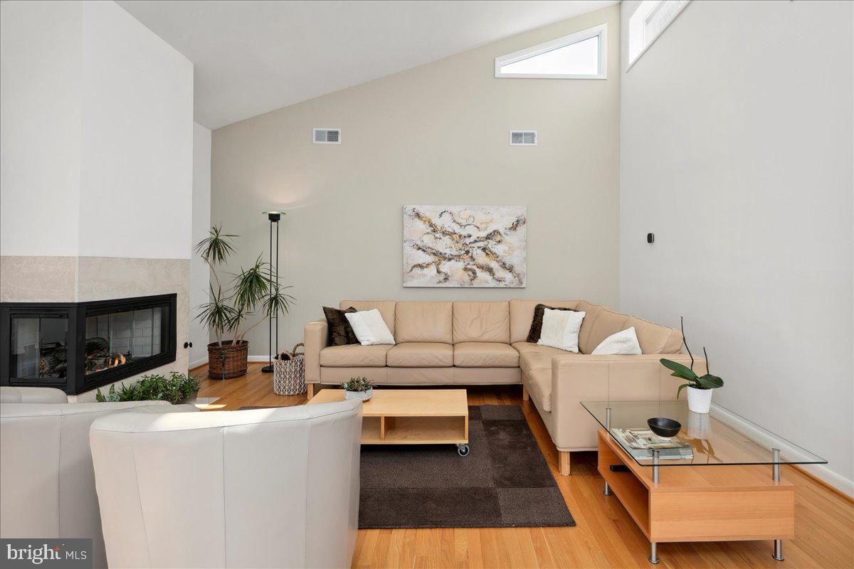 WILLOWBROOK - Residential