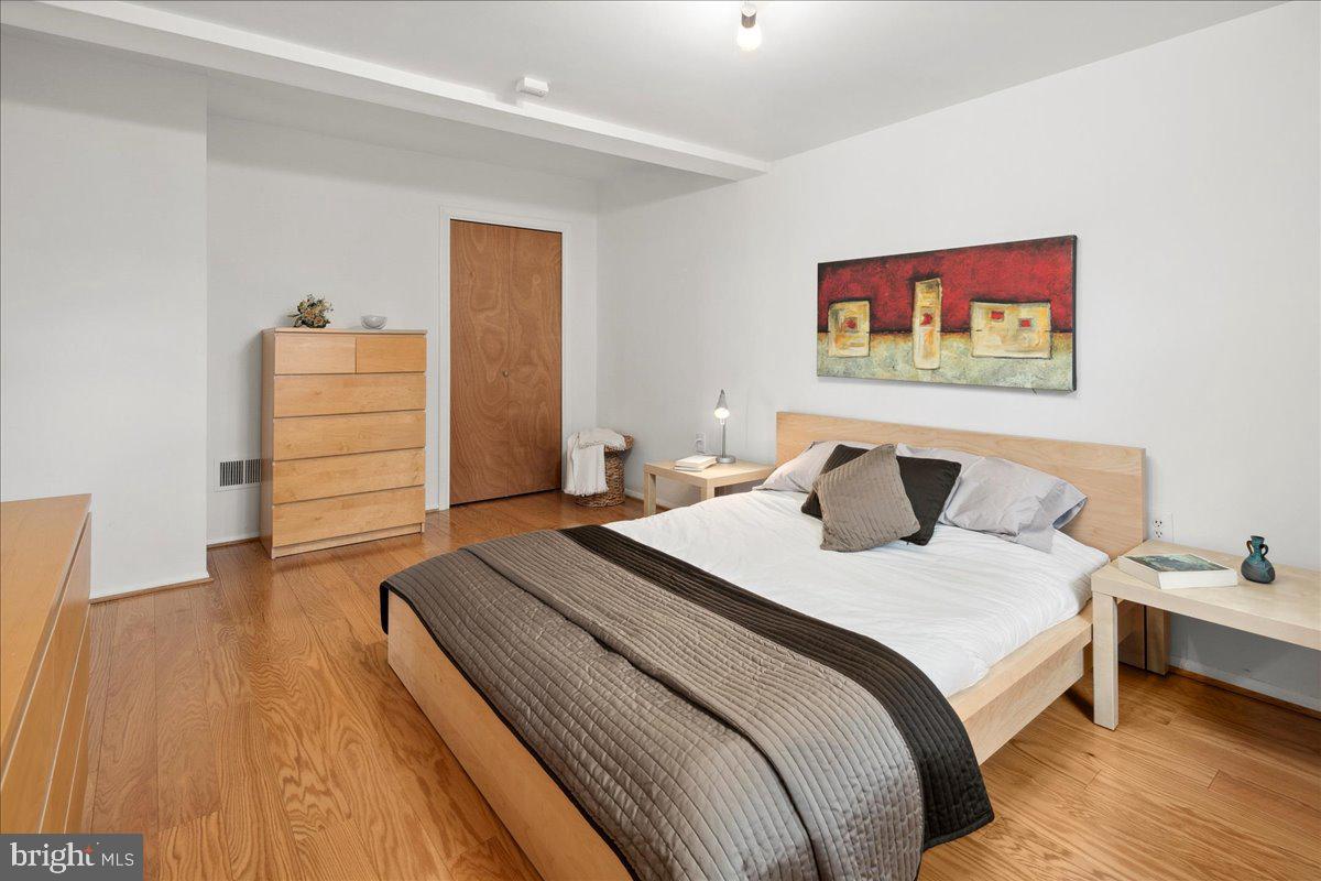 WILLOWBROOK - Residential