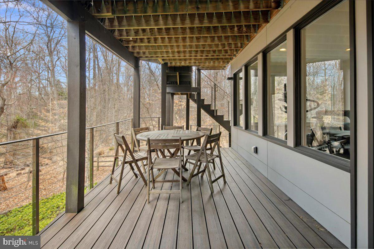 WILLOWBROOK - Residential