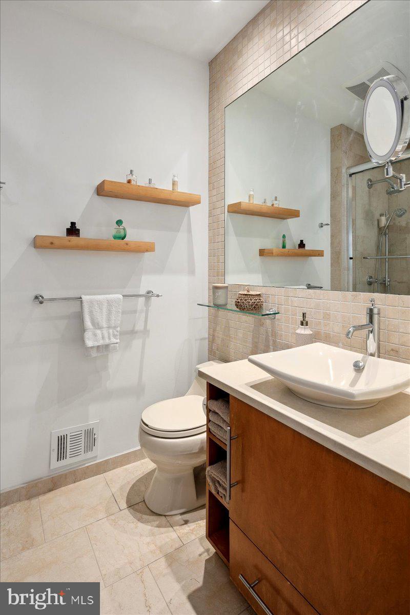 WILLOWBROOK - Residential