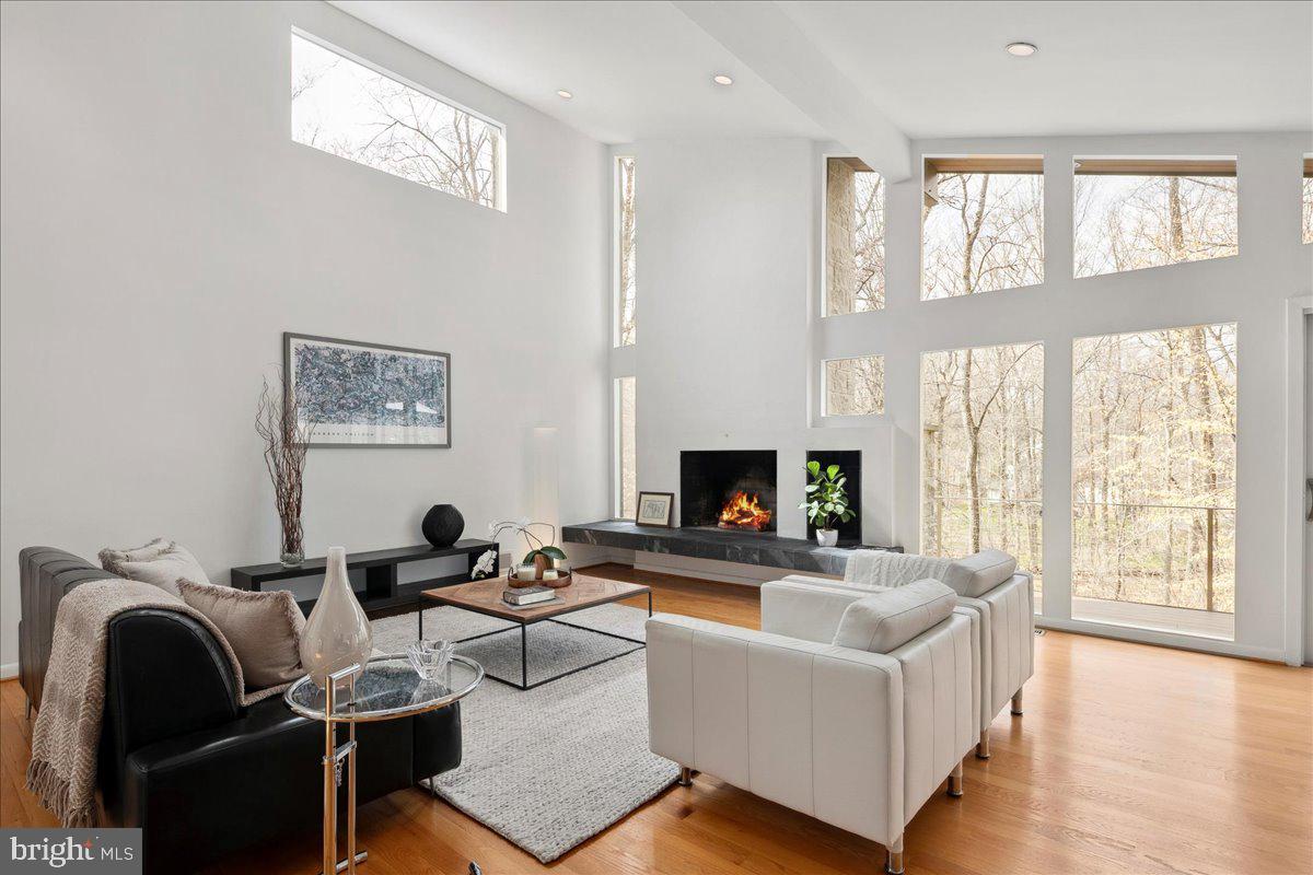 WILLOWBROOK - Residential