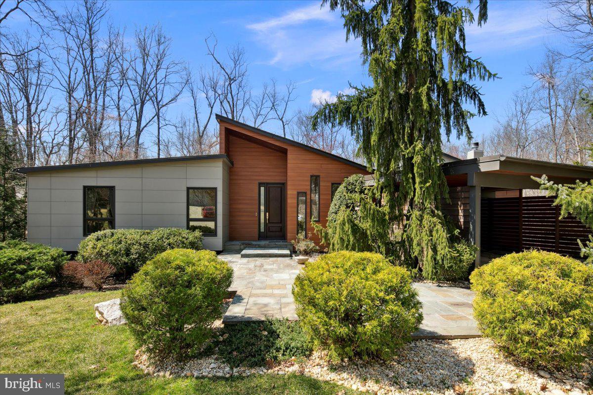 WILLOWBROOK - Residential