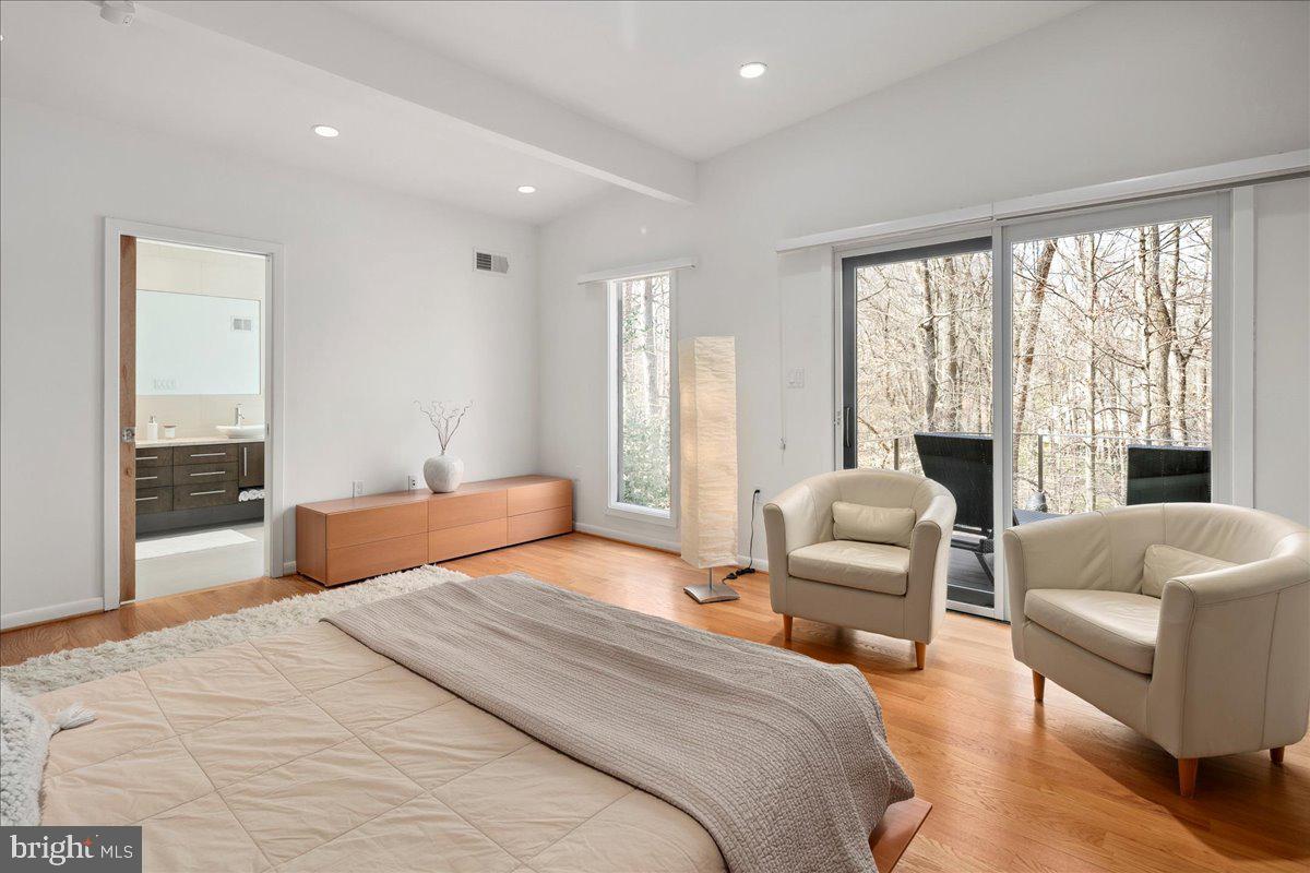 WILLOWBROOK - Residential