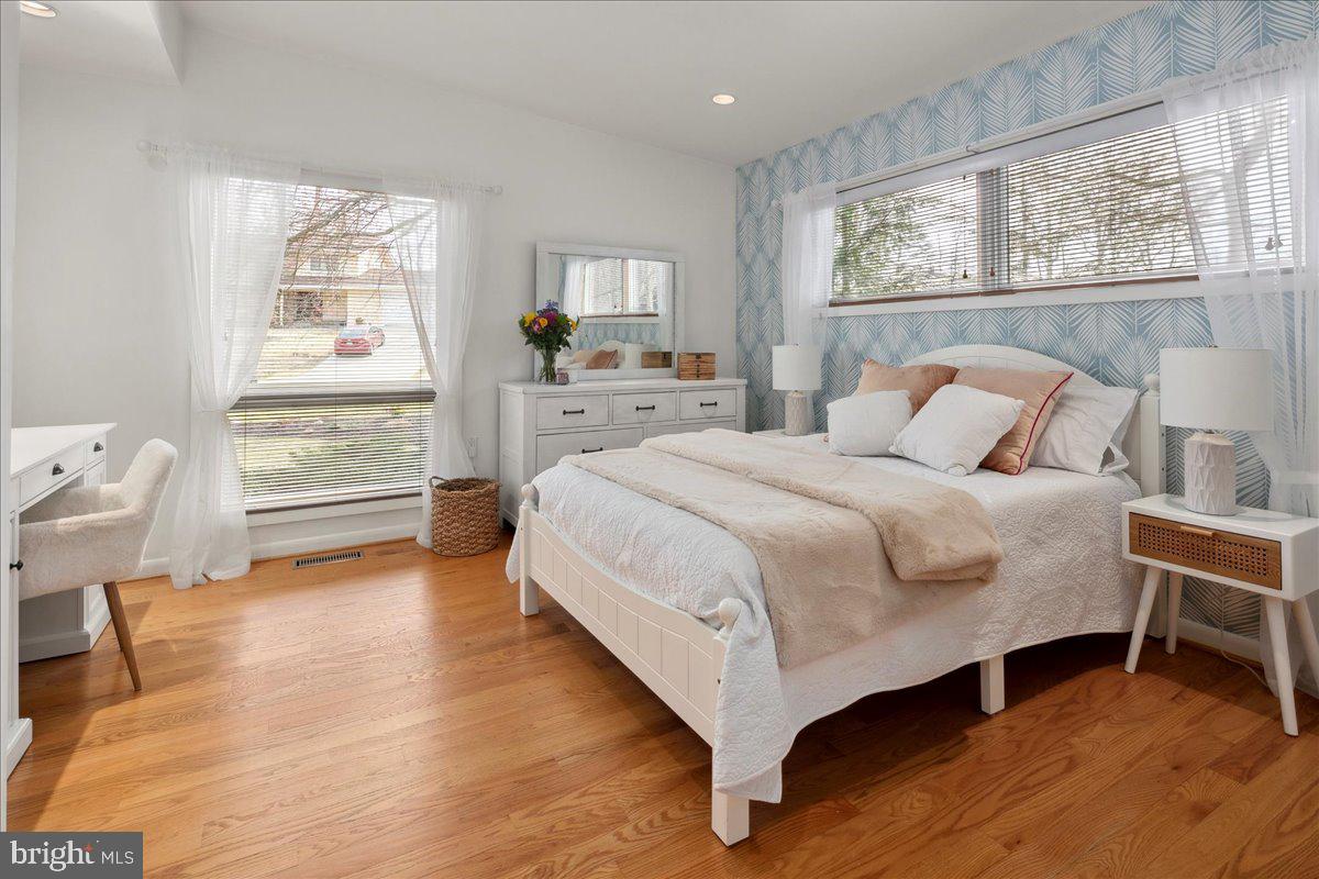 WILLOWBROOK - Residential